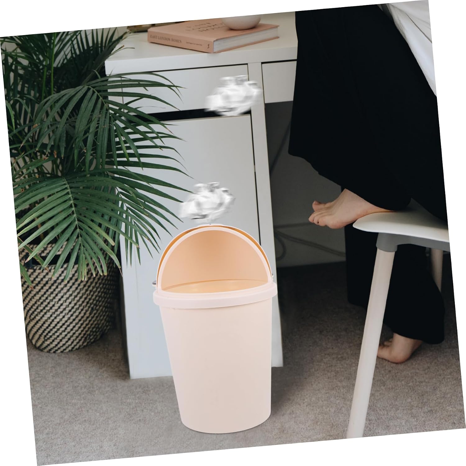 Cartoon Panda Waste Can Decorative Lid Trash Can for Home Bathroom Kitchen Outdoor Dog Poop Container