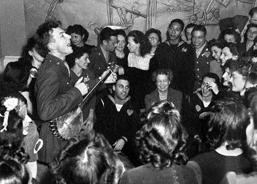 Pete Seeger (1919-2014)Cantante y Compositor Namerican Folk Actuando En La Apertura De La Cantina Laboral Washington DC Patrocinada Por La Cantina