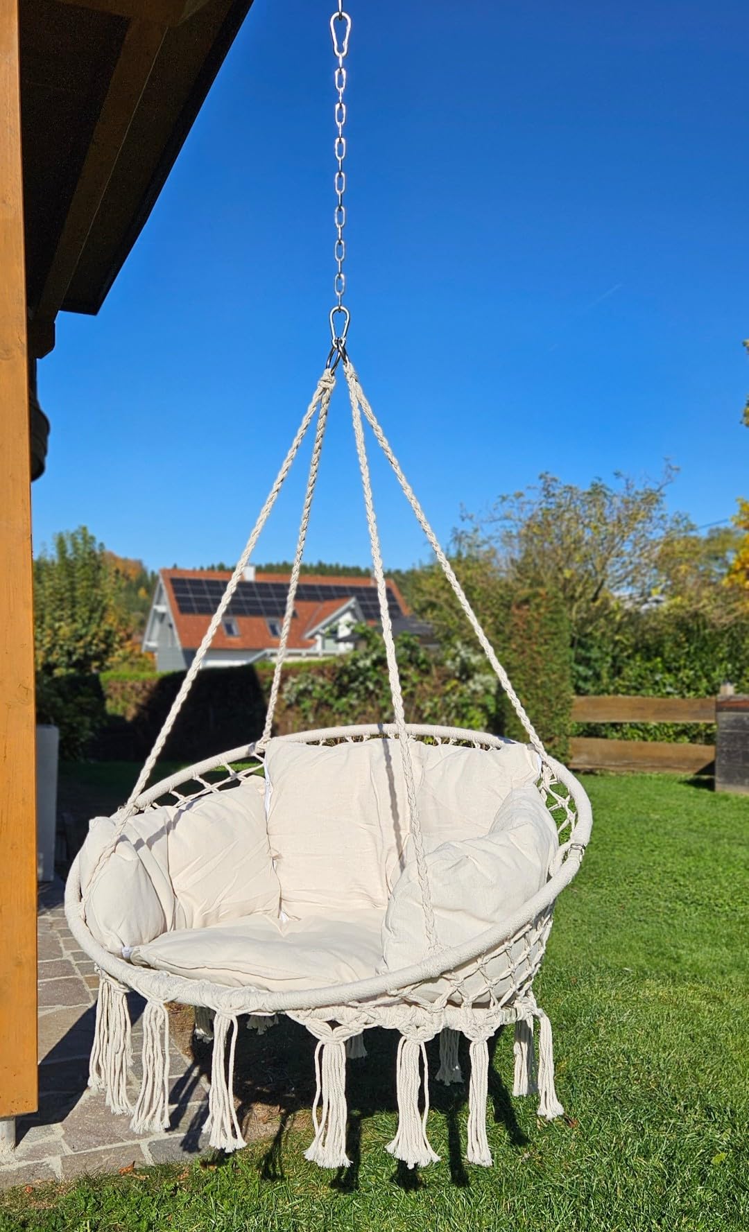 ALEOS. Hängesessel Catalina klappbar 100cm Durchmesser - Hängesessel rund - Stoffsessel mit gemütlichem Kissen - Hängekorb zum Aufhängen - inkl. 2 Karabiner + Kette im Makramee Boho Style