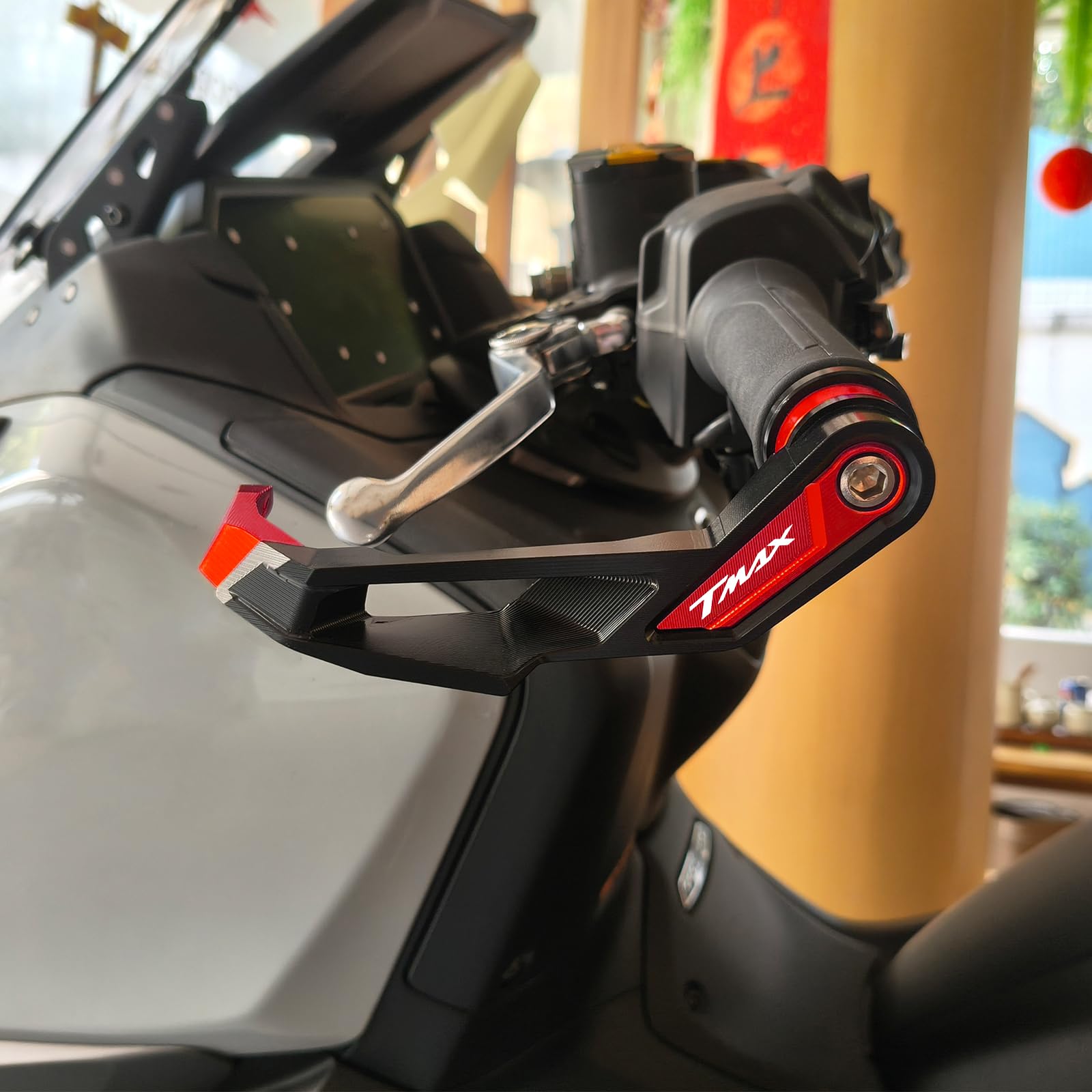 Adatto Per tmax 560 2026 TECH MAX 560 TMAX560 T-MAX 560 2022 2023 2024 2025 2026 Accessori moto Paramani Protezioni per manubrio Protezioni per leve freno e frizione (Rosso)