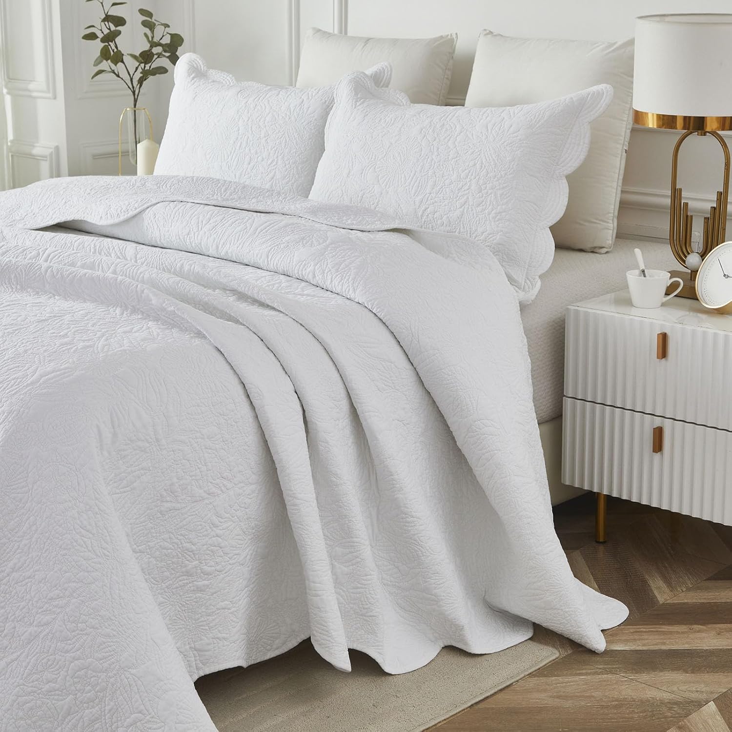Brandream White Quilt Set King Size Cotton Botanical Cottagecore Bedding Matelasse Coverlet Scalloped Quilts 3-Piece - Image 9