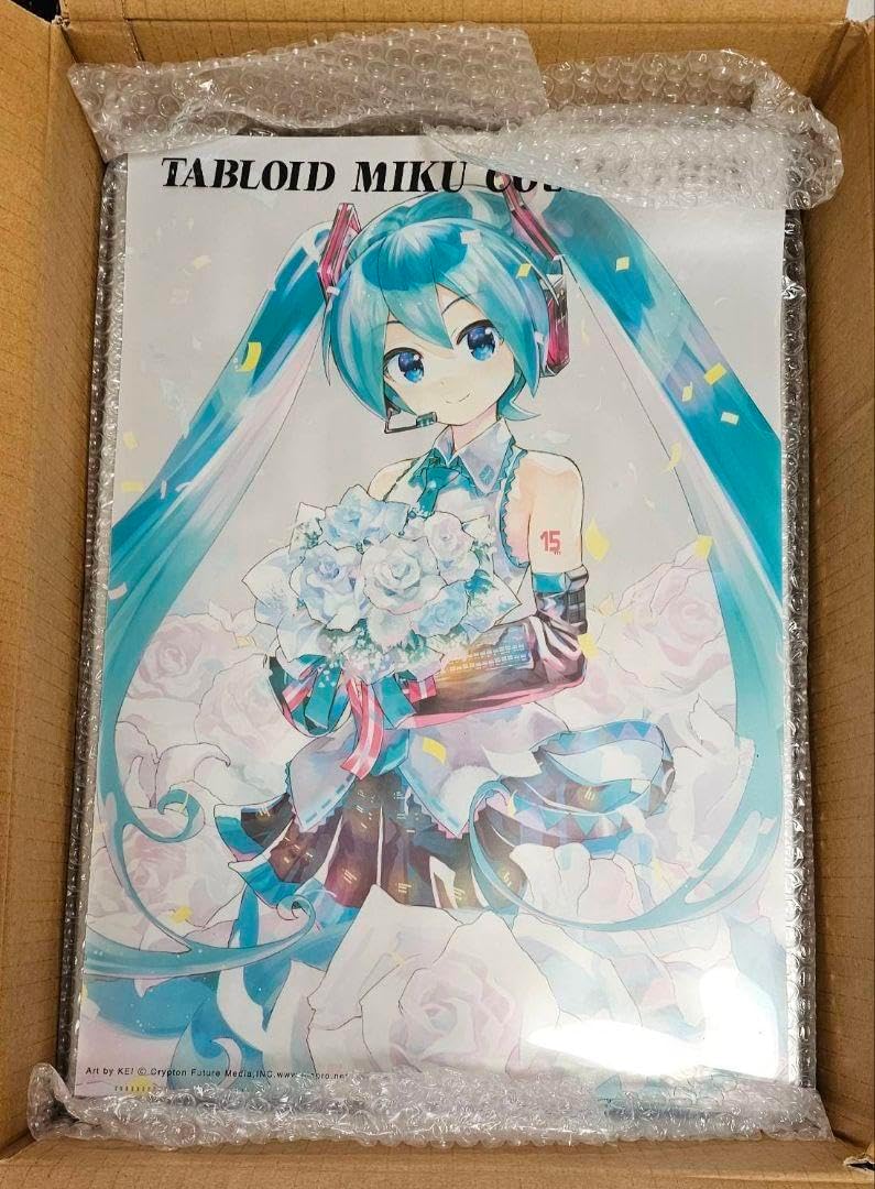 ミク １５周年 報知新聞創刊150周年記念 TABLOID MIKU 豪華版