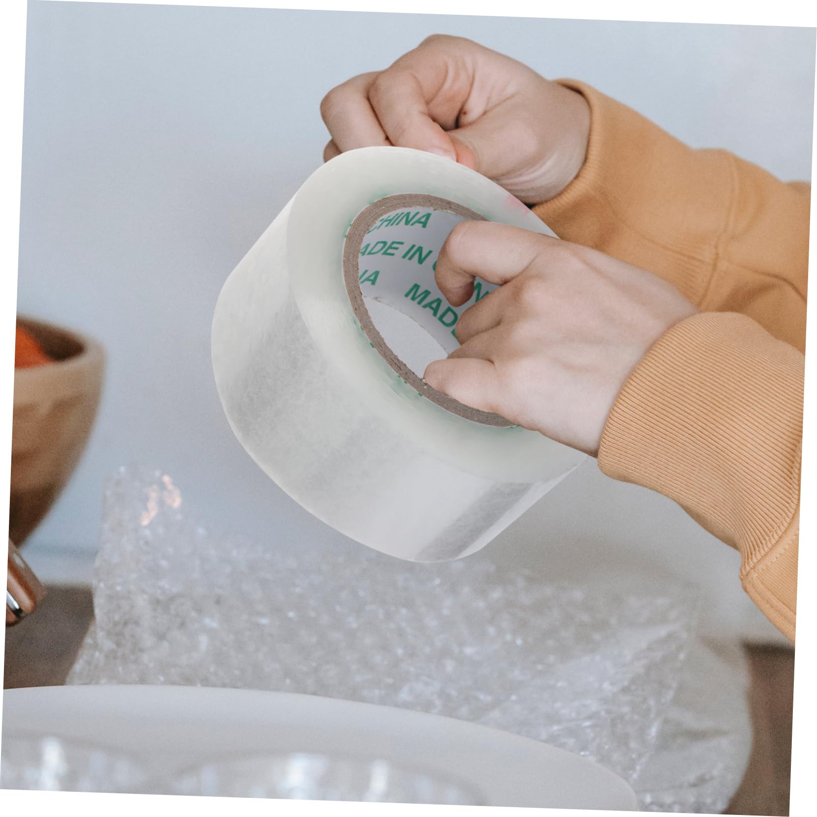 5 Rolek Heavy Duty Shipping Tape for Packing Transparent Packaging Tape for Moving Boxes Strong Adhesive Yards Total Yards