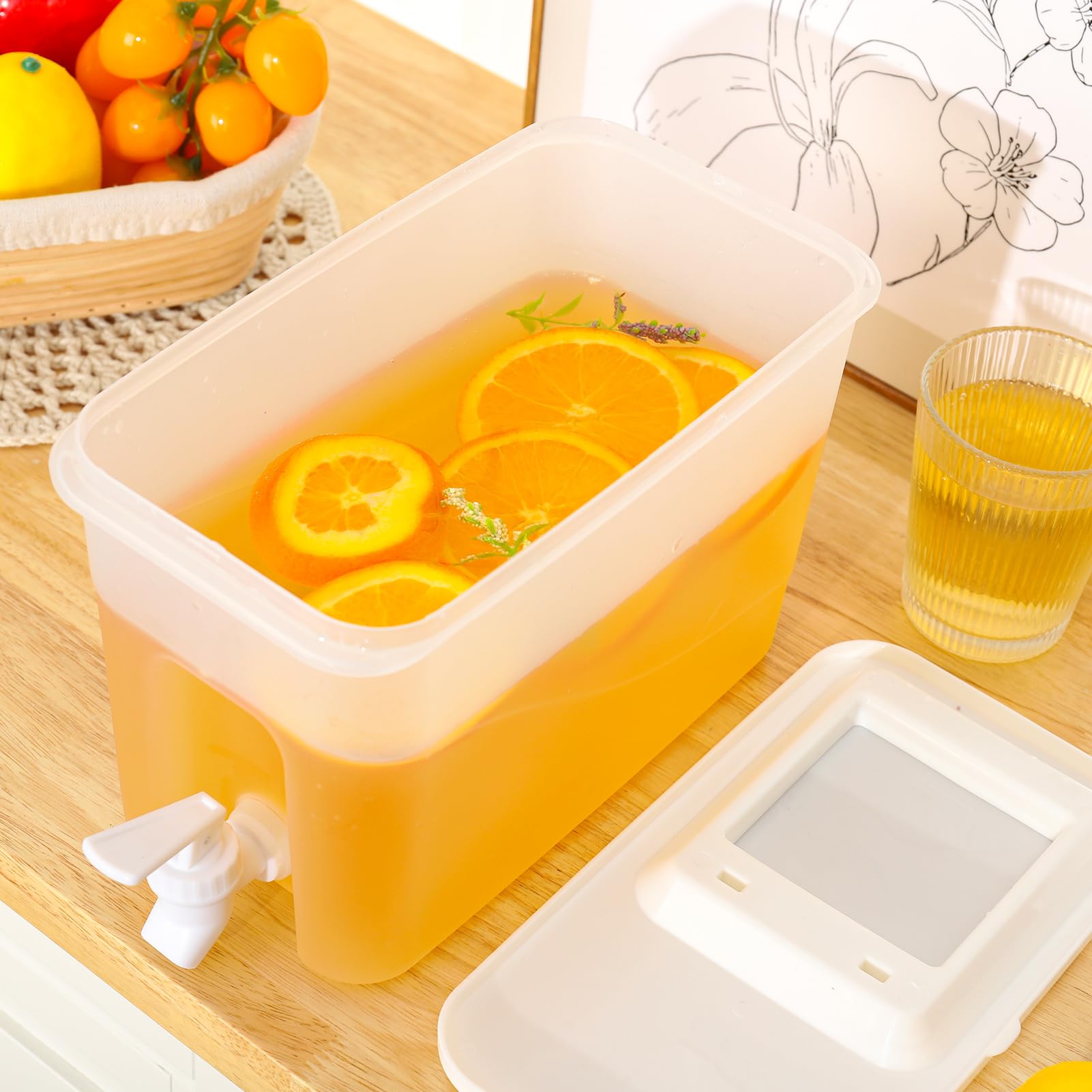 Zuimei Dispensador de bebidas de 4 litros con grifo, dispensador de agua para bebidas para nevera con espiga a prueba de fugas, dispensador de bebidas frías de plástico para bebidas de fiesta, jugo,
