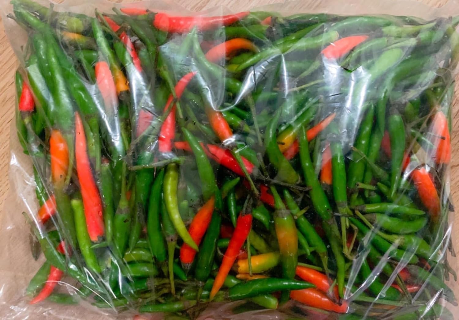Fresh Thai Chili Peppers 1 lb - Organic Hand-Picked Intense Heat for Thai Dishes & More | 9 Shani's Roots Shoots