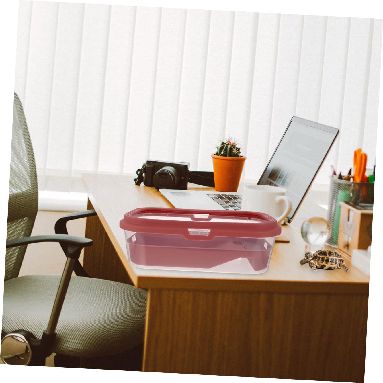 BESPORTBLE Large Plastic Turtle Tank with Basking Platform Tortoise Feeding Box for Home Use Aquatic Reptile Habitat with Accessories for Turtles and Tortoises