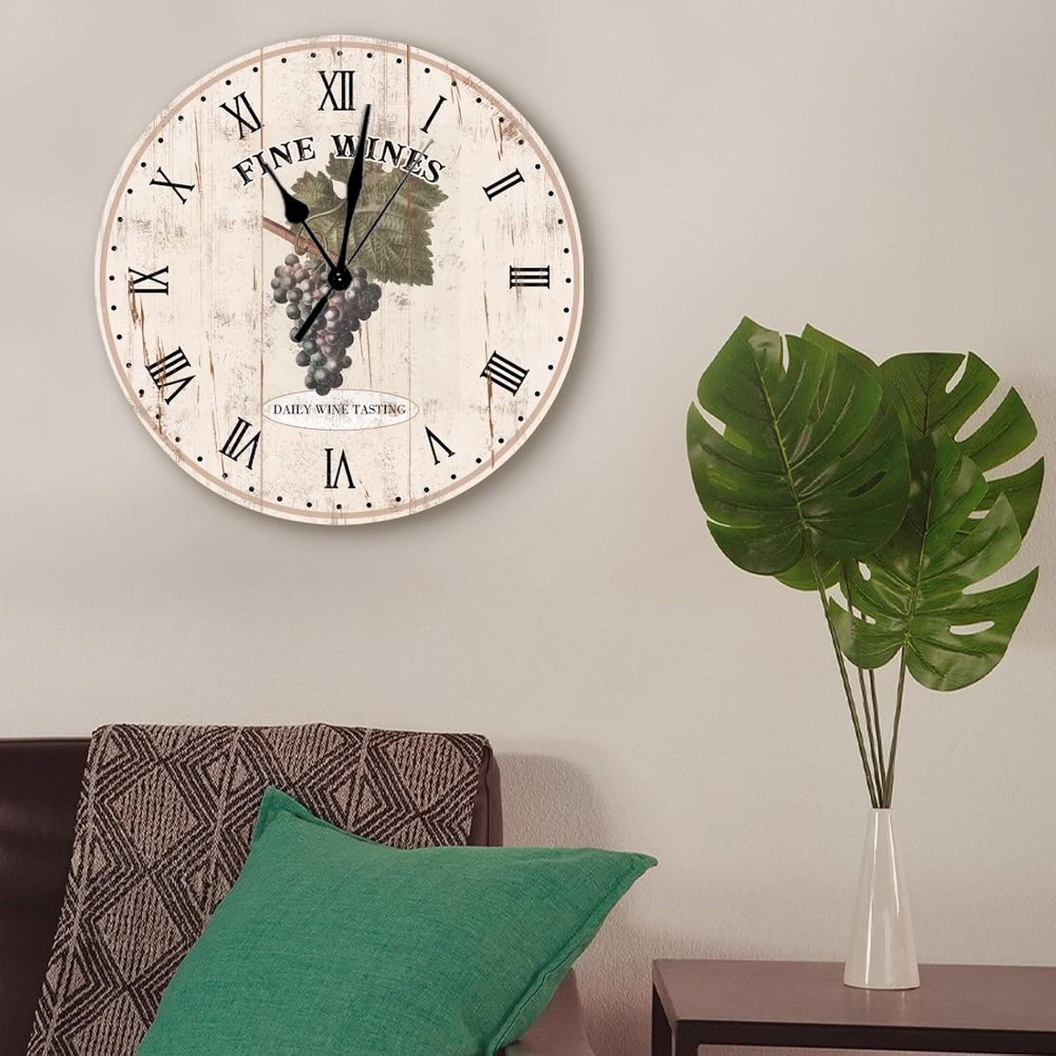 Wine Grape Painted Clock Classic Traditional Kitchen Wall Clock Winery Wooden Wall Clocks Battery Operated 12 Inch Non-Ticking Retro Wall Decor Home Decor for Office School Bathroom