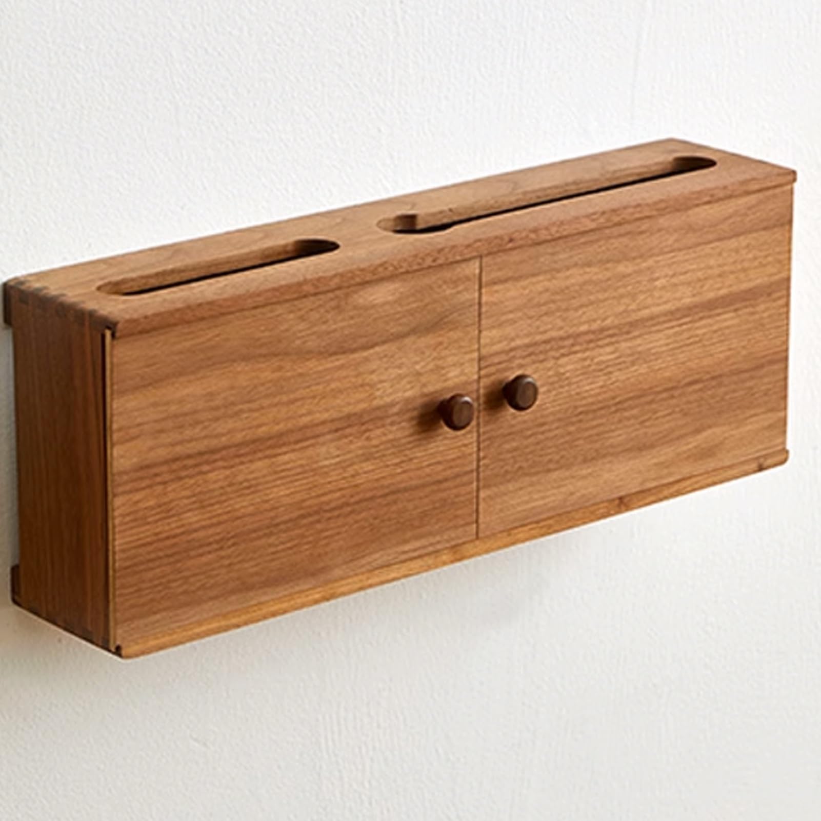 Étagère murale pour routeur WiFi et box internet dans le salon moderne