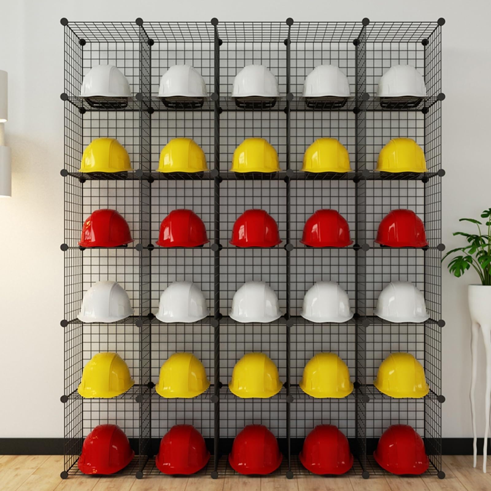 Présentoir à 2/3/4 niveaux pour casques avec structure de cubes modulables