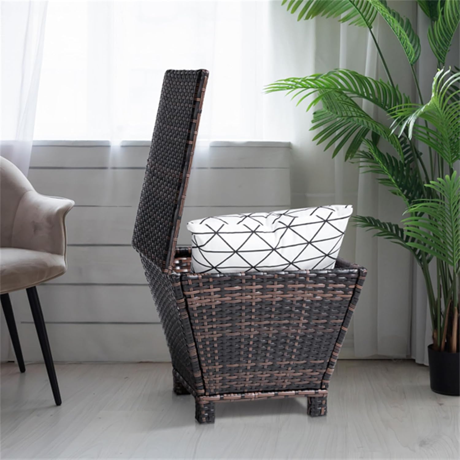 Outdoor PE Wicker Side Table with Storage Space, Small Patio Storage Box Coffee Table for Garden Balcony Patio Brown