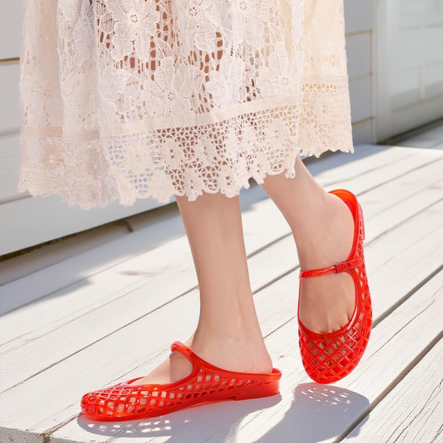 Clear Jelly Slide Sandals for Women Slip On Closed Round Toe Mesh Hollow Flat Mary Jane Mules Beach Jellies Comfortable Buckle Strap Slippers Shoes
