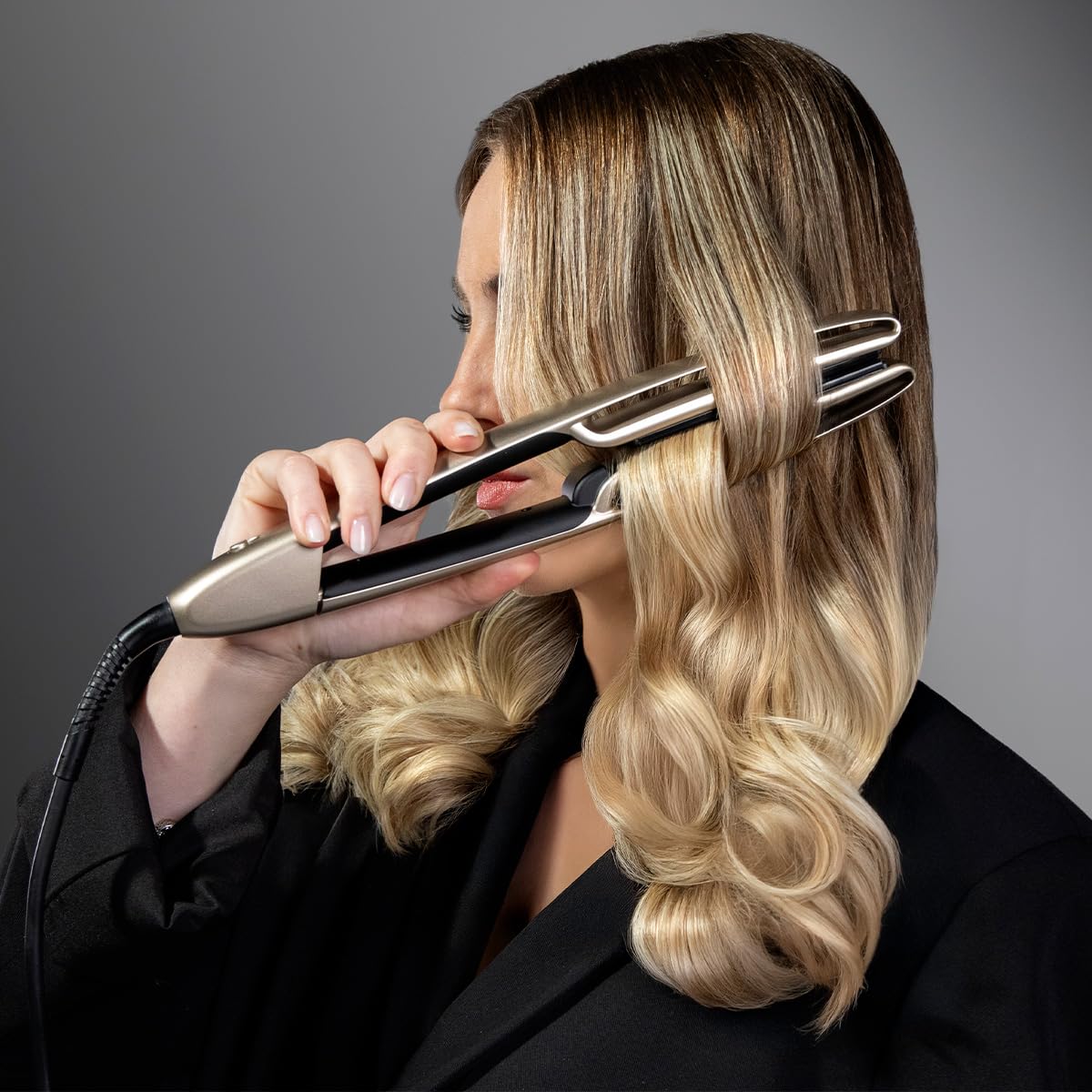 Cecotec Piastra per Capelli Lisse Plasma Sensor. Sensore Intelligente, Piastre Flottanti, Tecnologia Plasma+Sensore, Rivestimento NanoSilk, 160-220 ºC, Punta Fredda, Autospegnimento