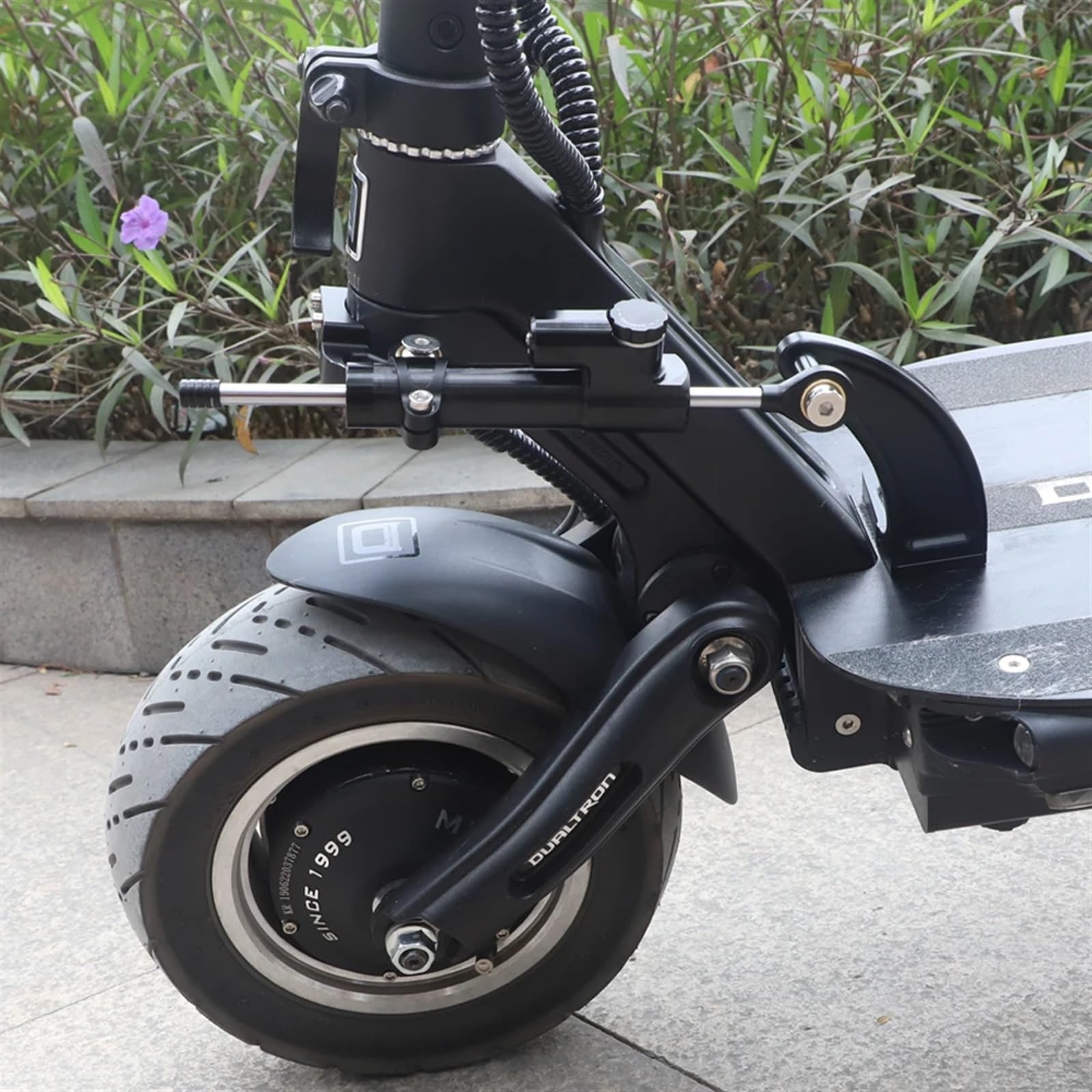 pour Dualtron Thunder II/Compact/Thunder/Victor/Dualtron 3 III/Scooter Électrique, Stabilité De Direction Kit De Montage Anti-Choc en Fiber De Carbone Amortisseur De Direction Moto(D)