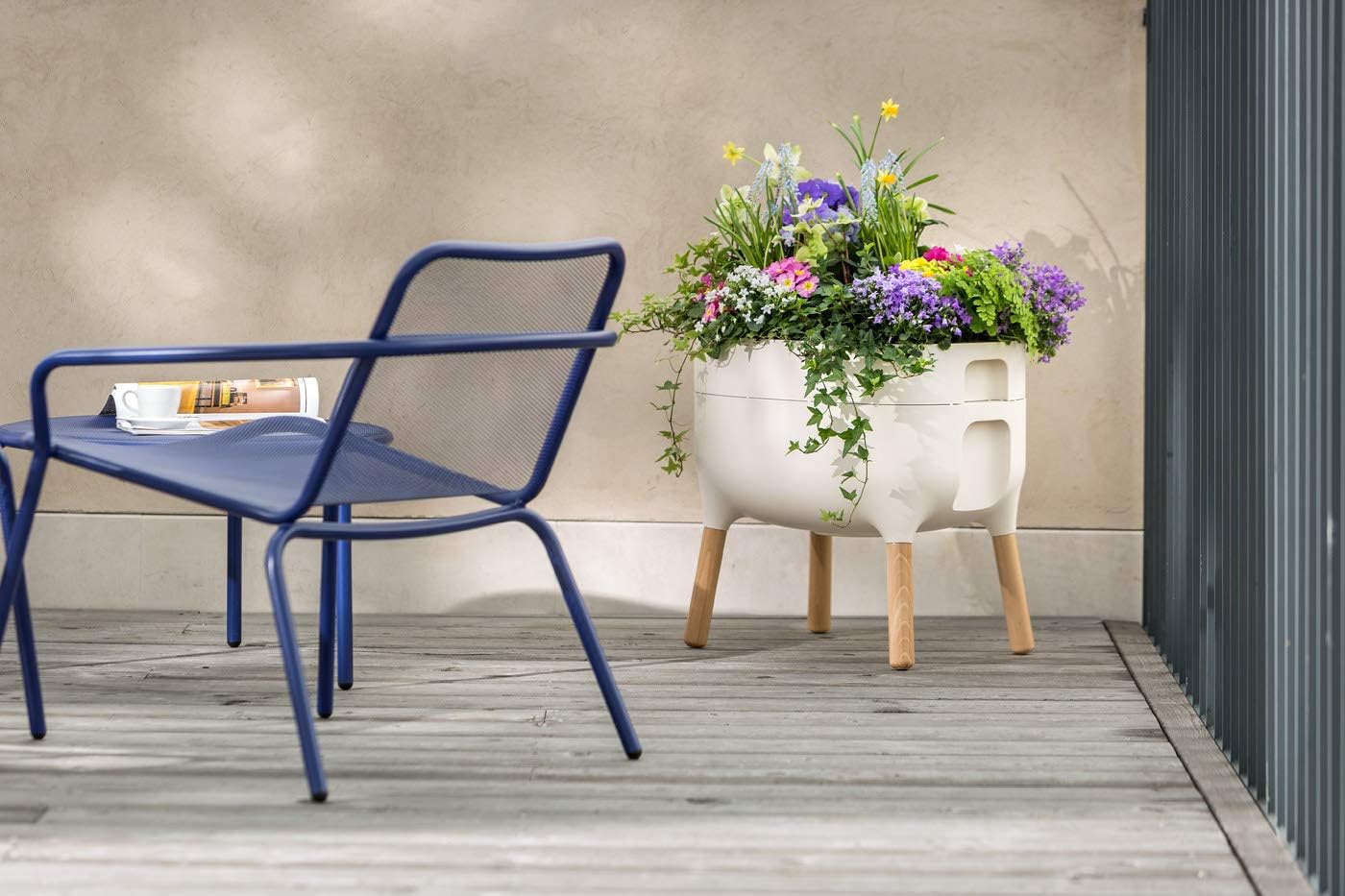 Plastia 18-025-740 Ivory & White Low Planter