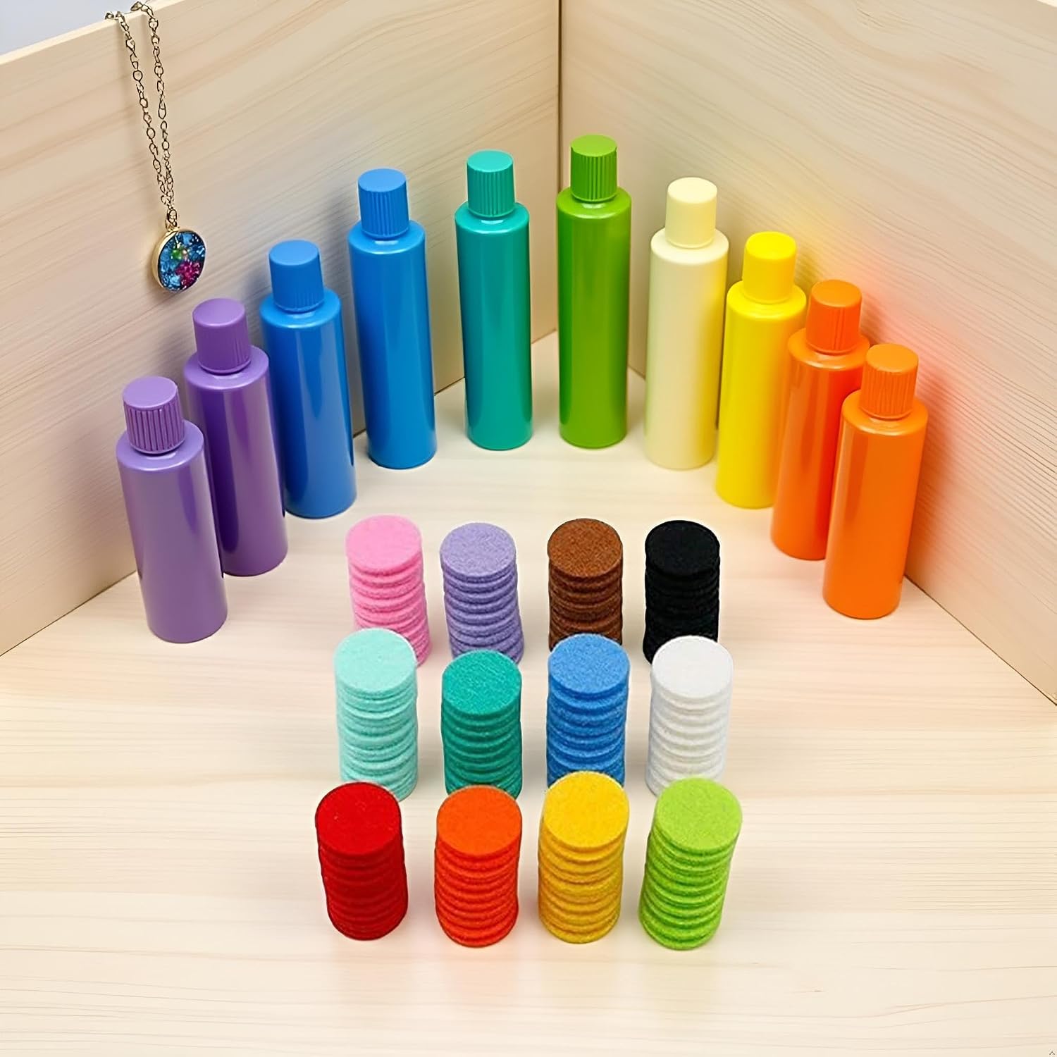 120 Pcs Essential Oil Diffuser Locket Necklace Refill Pads/Aromatherapy Diffuser Necklace Replacement Pads/Thickened/Washable/Highly Absorbent for Aroma Diffuser Pendant Necklace (Mix Color)