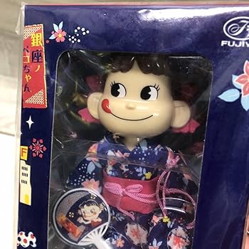 ペコちゃん フィギュア バンダナ バッジ セット ペコちゃん フィギュア バンダナ バッジ セット Amazon.co.jp: 不二家