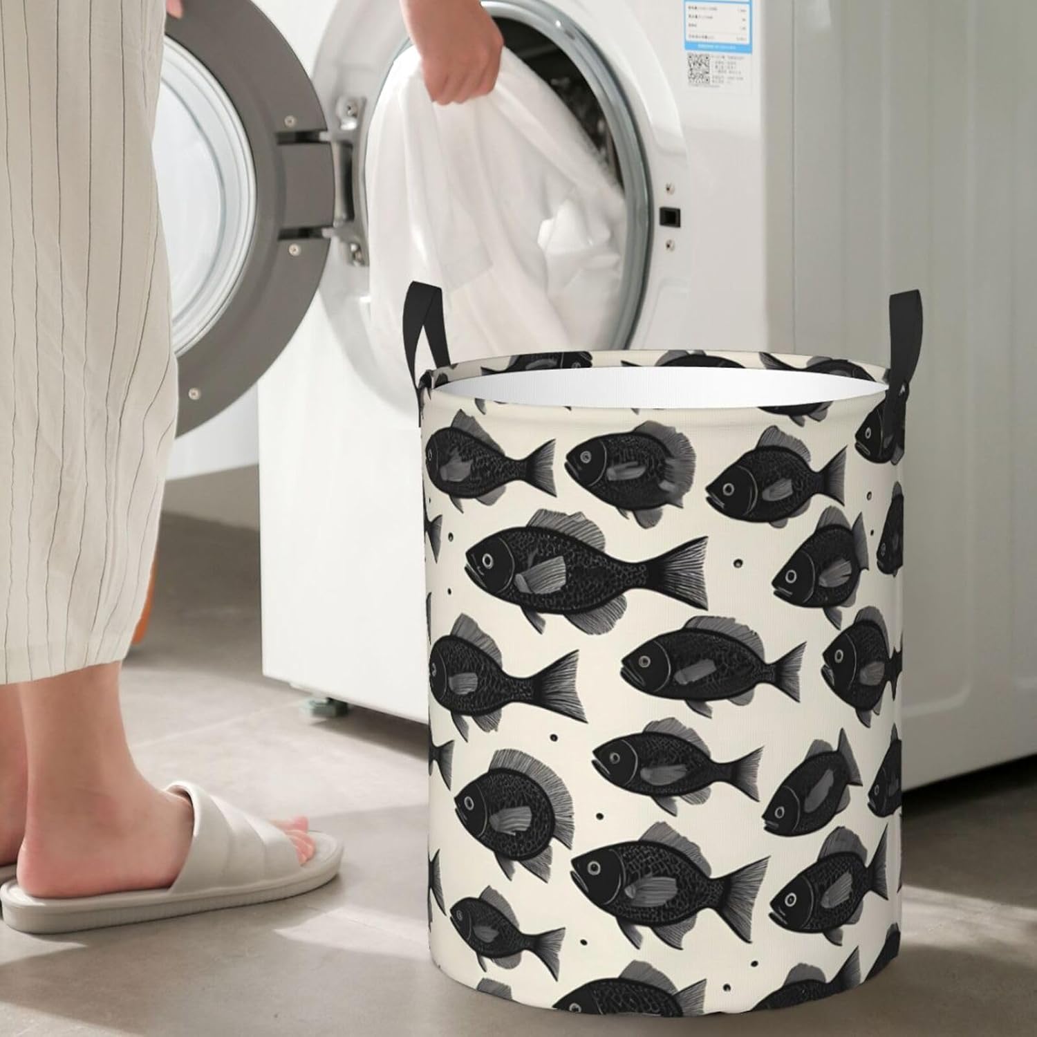 Black fish pattern Round Single-layer Laundry Basket, Portable Storage Laundry Basket, Bedroom Clothes Storage Basket with Handle