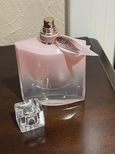 Review Image by Reviews.Rosé.Retinol.Repeat
