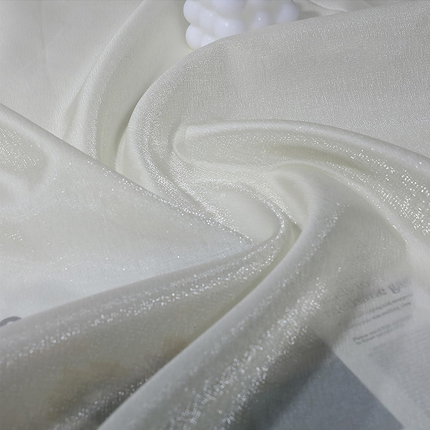 Organza Stoff Meterware 5M x 1.5M Glitzerstoff Stoffe zum Nähen Glitzer Tüllstoff Dekostoff Kostümstoff für DIY Kleidung Hochzeit Party Dekoration(Beige)