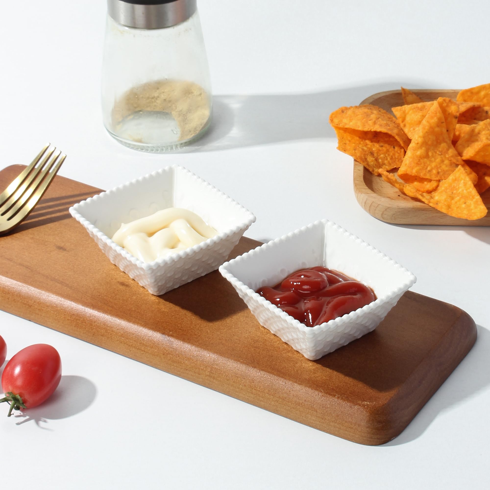 UIBFCWN Lot de 20 bols à sauce en céramique de 65,2 g pour sauce tomate, plat à sauce soja, plats d'accompagnement carrés, mini assiettes d'apéritif pour condiments