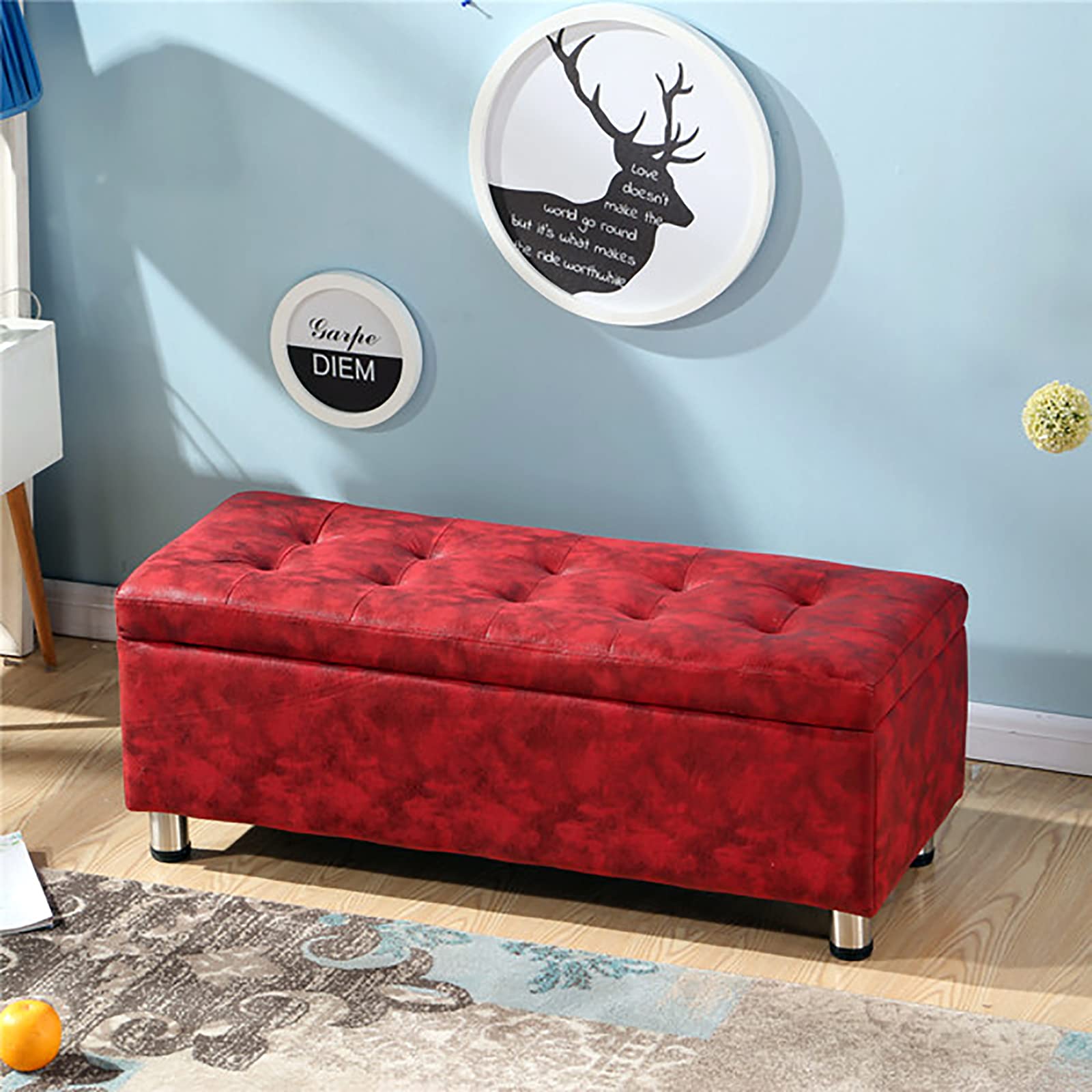 Banc ottoman rectangulaire rouge en similicuir pour créer un cocon chaleureux