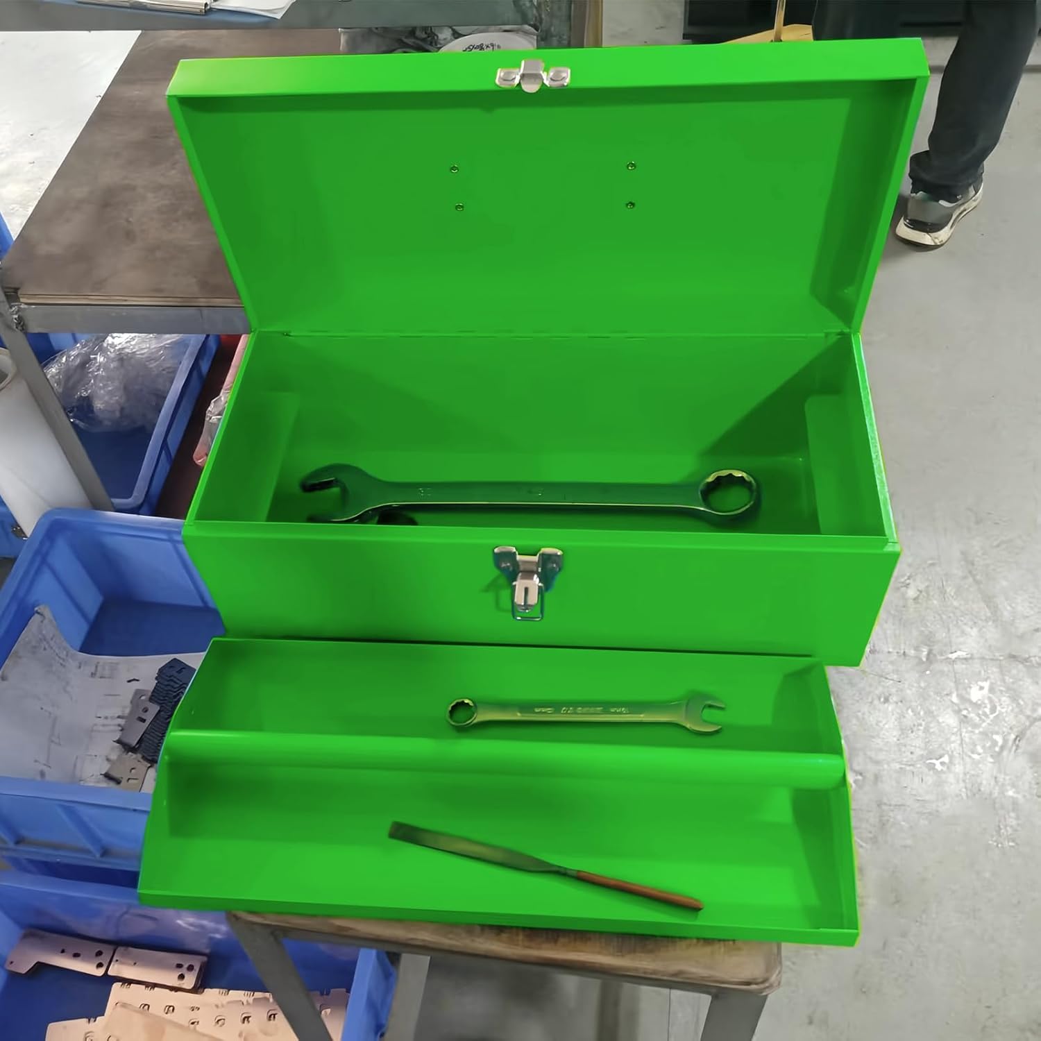 Metal Toolbox Portable Locking Tool Box Metal Took box Tool Box Organizer Toll Box Tool Kit for Women Tool Organizers with Latch-Green