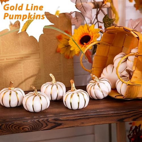 Miniatura 2 de BigOtters 10 calabazas para decoración, calabazas artificiales con líneas doradas, pequeñas calabazas blancas de espuma para decoración de mesa de