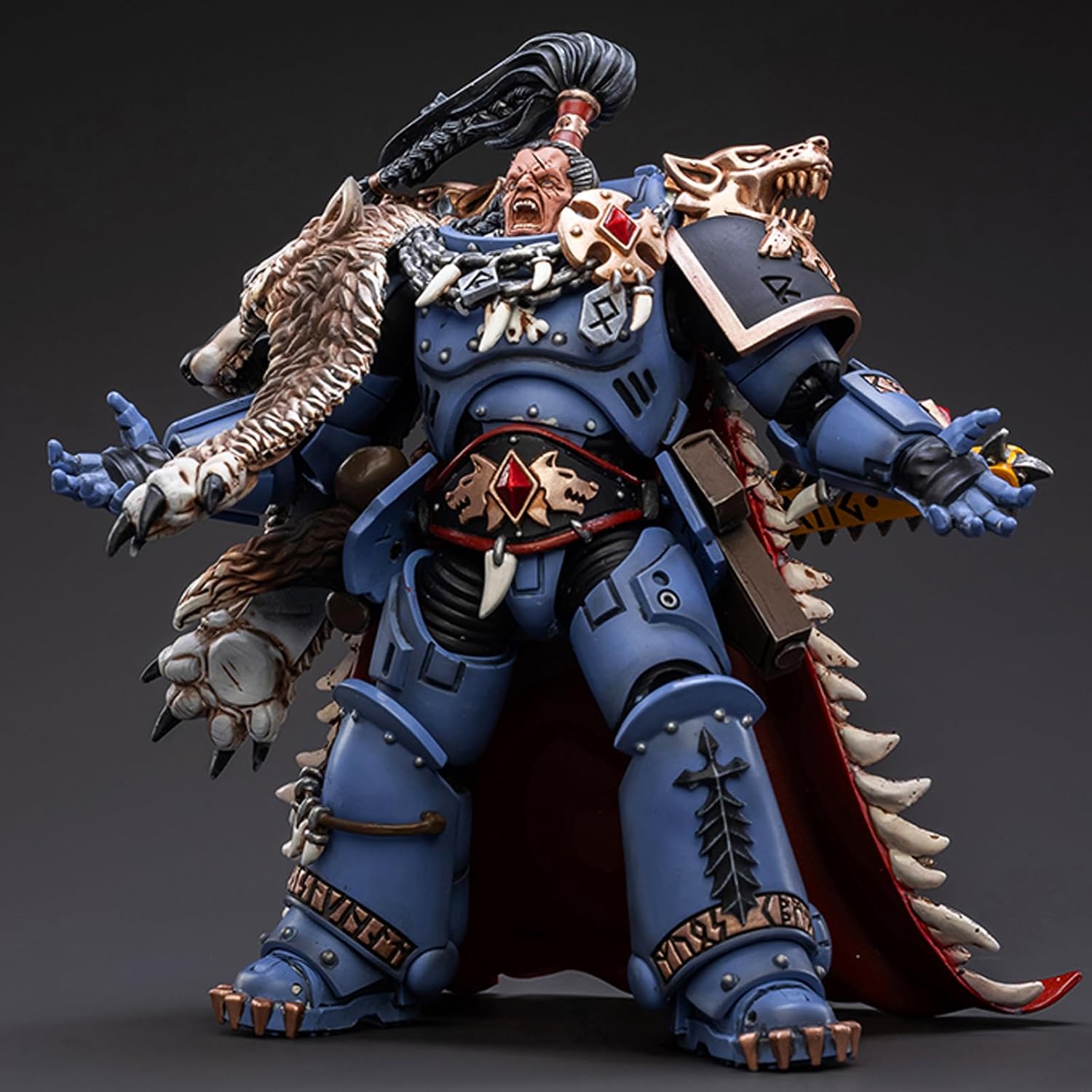 JOYTOY Warhammer 40K Space Wolves 1/18 Action Figures Space Wolves Ragnar Blackmane Model Collection