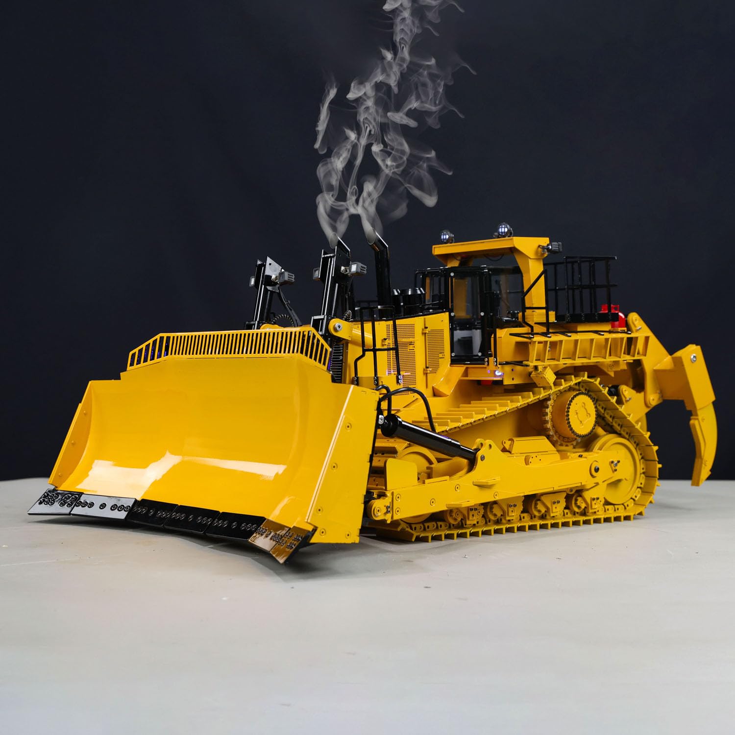 Amazon.com: wheelfun 1/14 Hydraulic RC Bulldozer Metal RTR