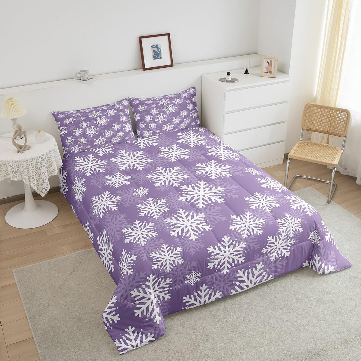 Feelyou Christmas Snowflake Comforter Set Queen Size Glitter Snowflake Bedding Set for Kids Boys Girls Bedroom Decor Purple Xmas Comforter Women Men Quilt Set with 2 Pillow Case