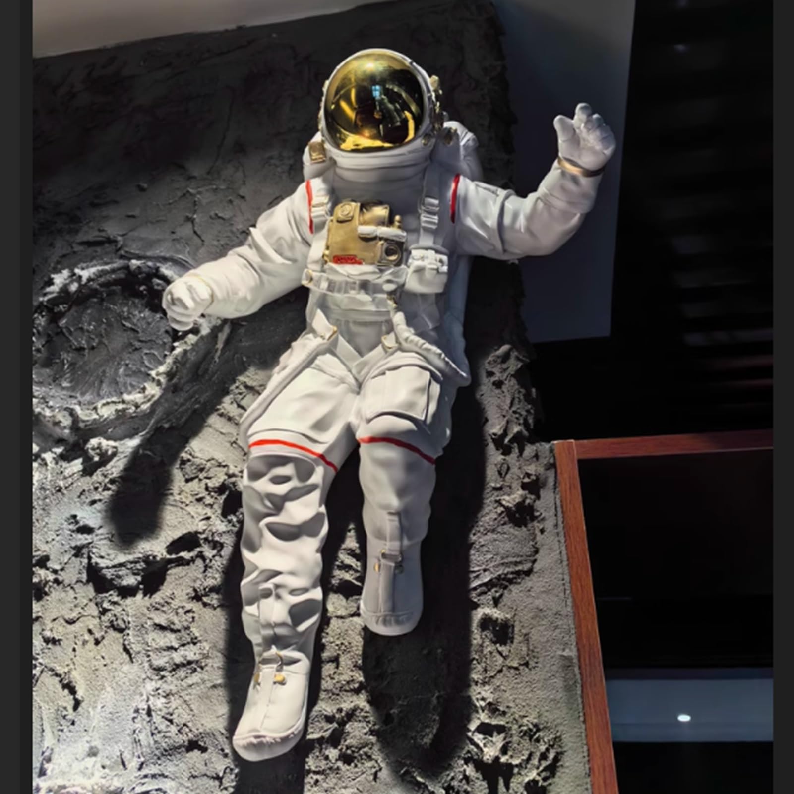 Decoración De Pared De Astronauta - Escultura De Pared De Astronauta De Resina Montada En La Pared, Figura Colgante De Astronauta para Habitación De Niños, Decoración De Pared Navideña(D)