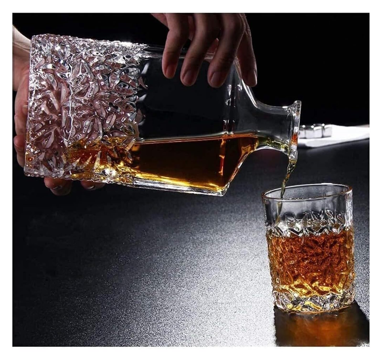 Karafka do whisky，Karafka i szklanka do whisky Karafka Karafka Karafka do wina Zestaw kieliszków z karafką 7 szt. Kubki ze 100% szkła kryształowego ze szklaną pokrywką