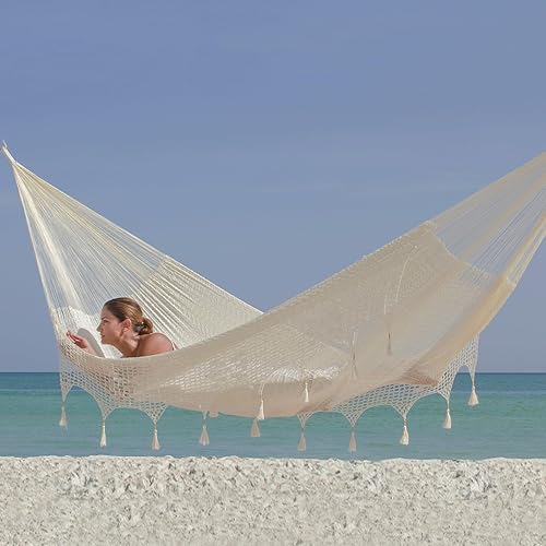 Miniatura 2 de NOVICA Hamaca artesanal hecha a mano, cuerda sólida con borlas, triple nailon marfil, México, Maya Shabby Chic Beach Bonfire tamaño de la cama 78