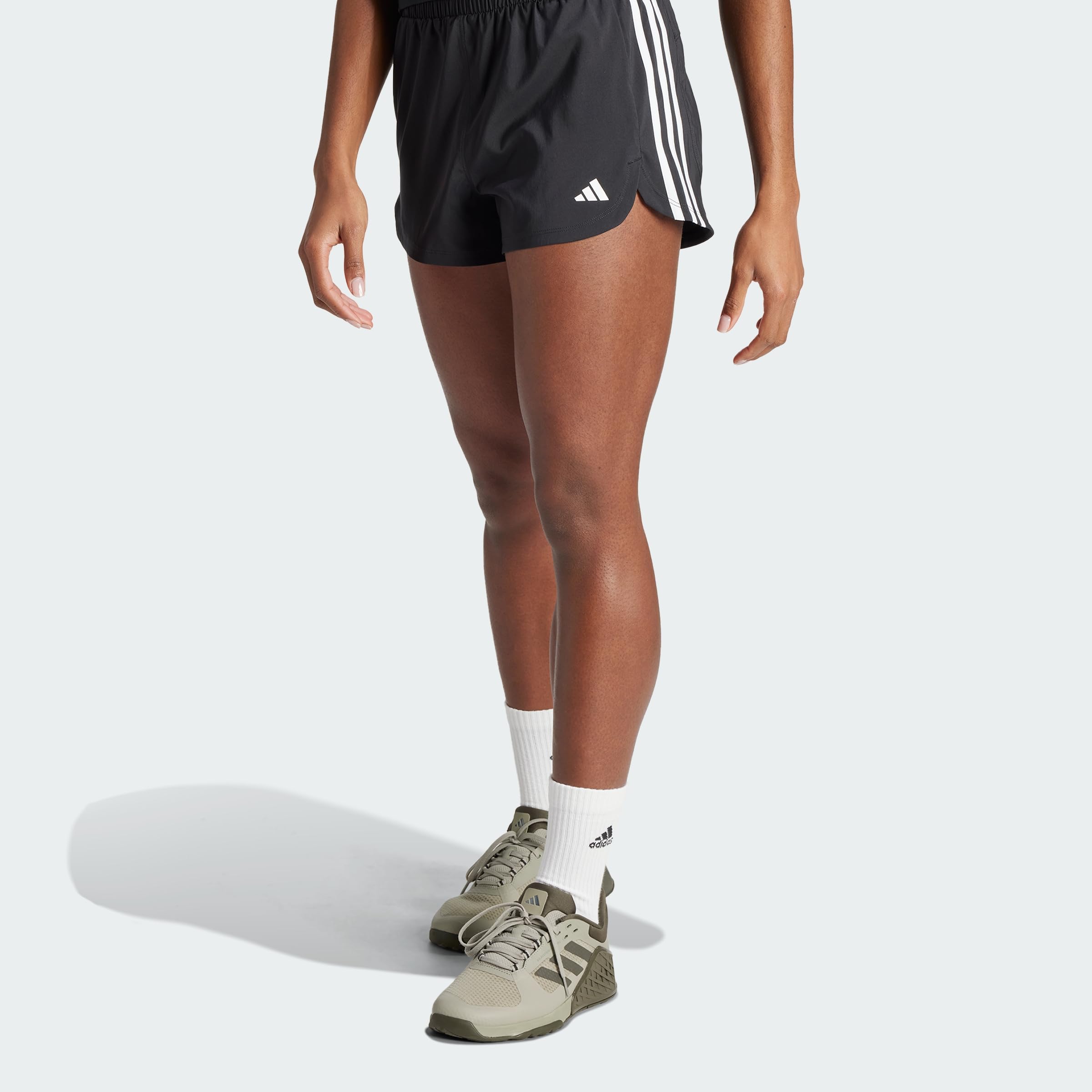 adidas Damen Pacer Training 3-Stripes Woven High-Rise Shorts, Black/White, S 5 inch