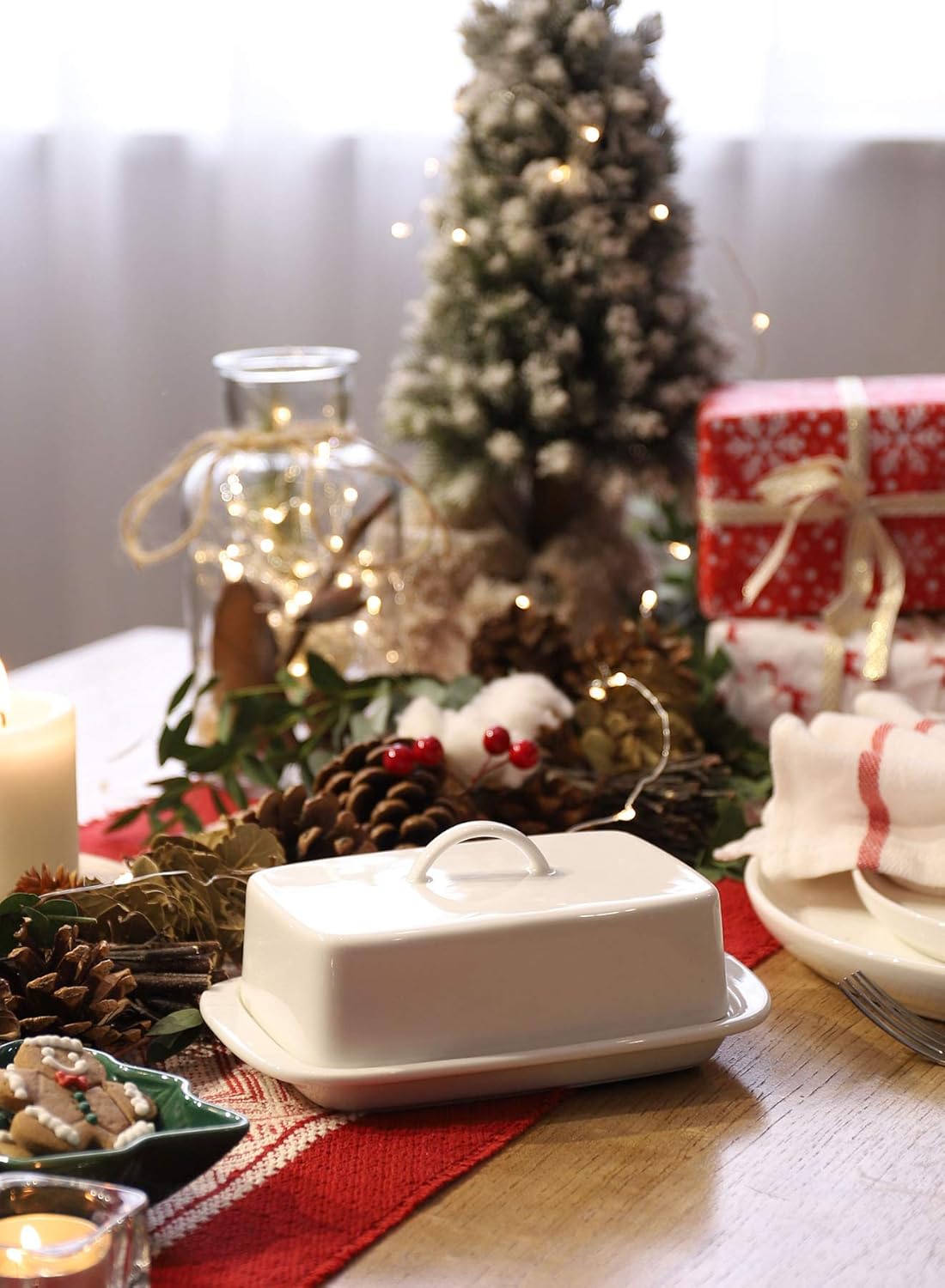 Sweese Butter Dish with Lid for Countertop, French Butter Keeper to Leave On Counter with Water Line, Porcelain Butter Dish, Butter Holder and Container Great for Kitchen Farmhouse Decor, White