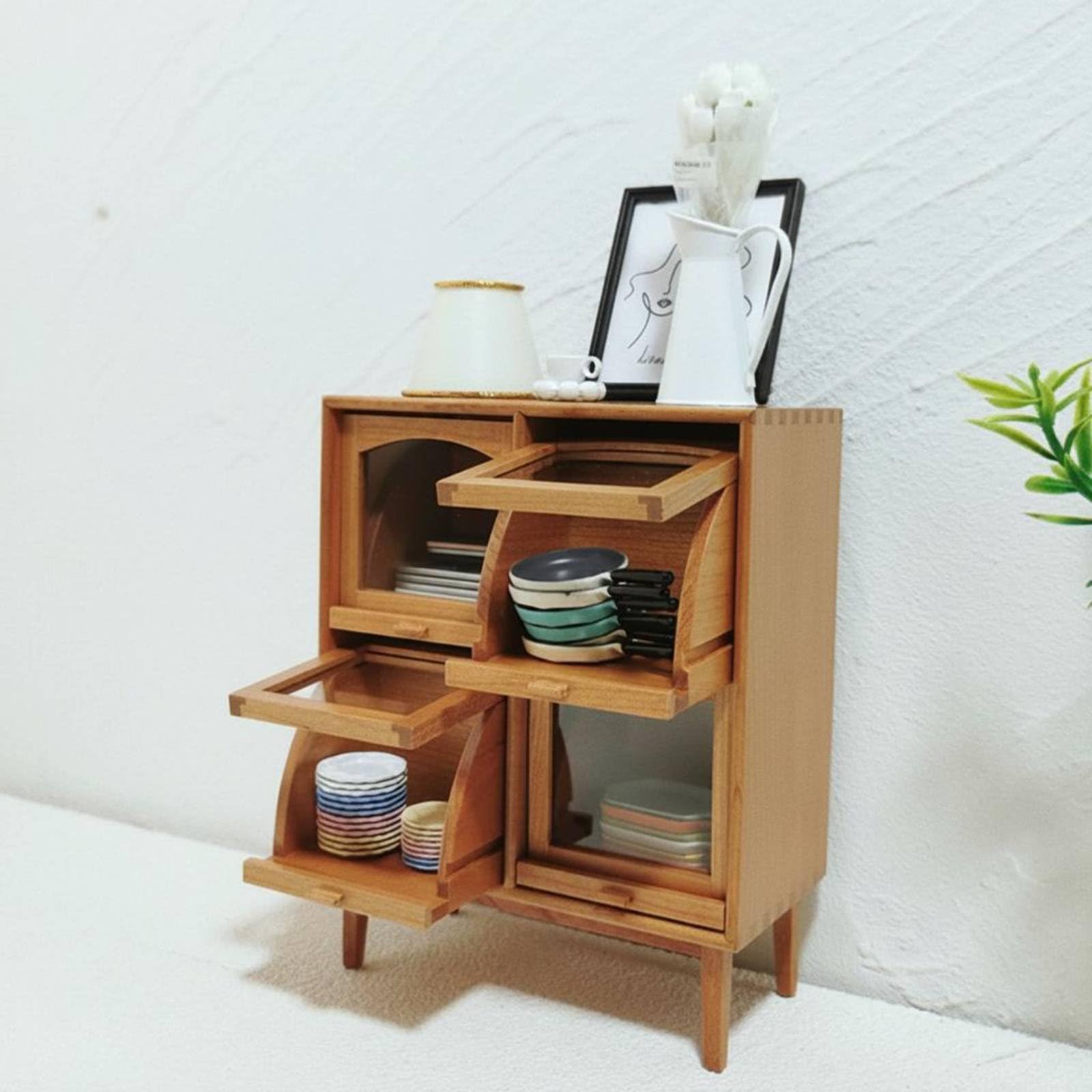 Colcolo Mini Credenza in Miniatura Armadio Vetrina Scaffale in Legno con Struttura Artigianale E Vetro Scorrevole Stile Minimal Rustico Adatta a Collezionisti, Tradizionale, Rustico-B