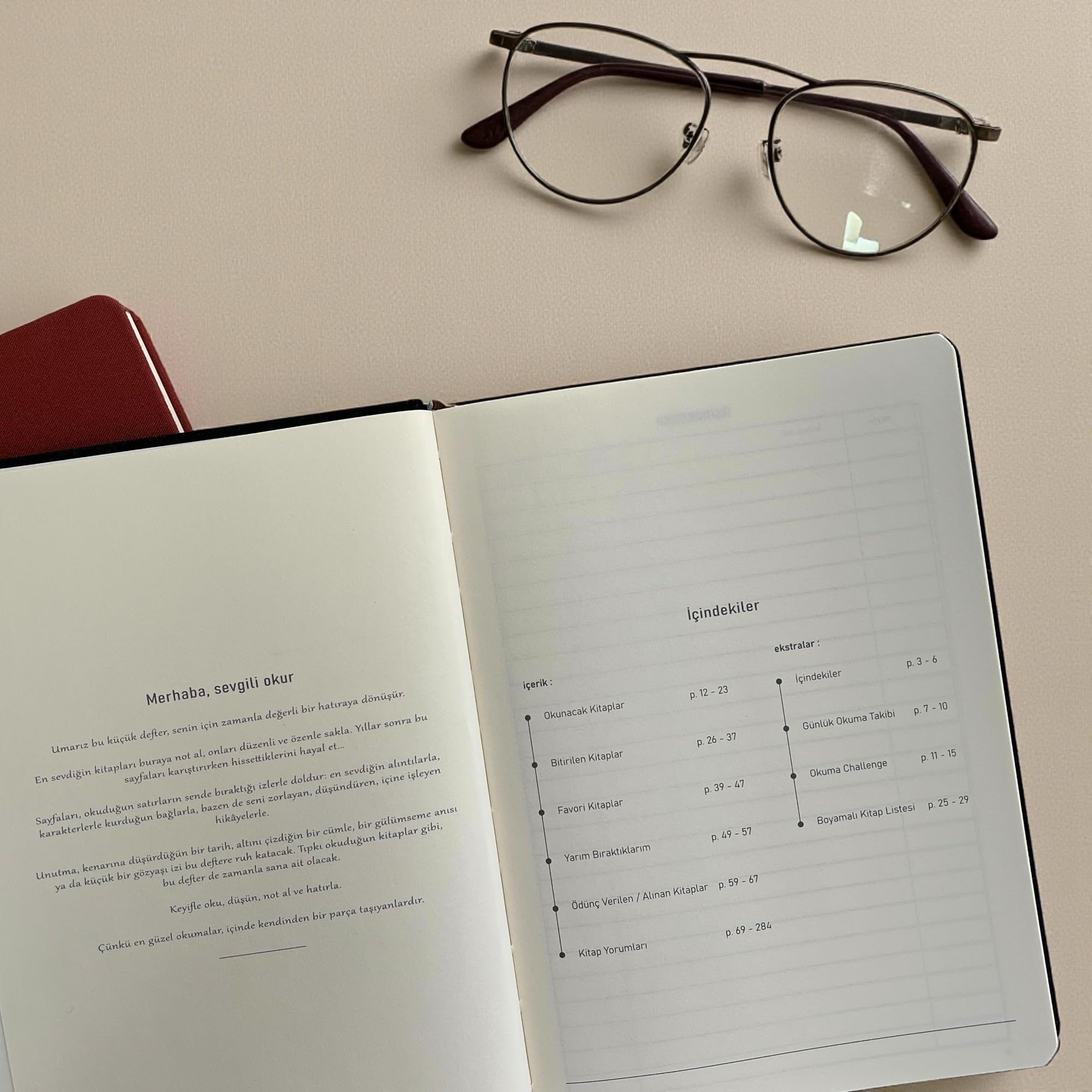 Fark Tanıtım Okuma Günlüğü – A5 Sert Kapa­klı “Reading Journal, 100 Kitap İncelemesi, Günlük Okuma Takibi (Siyah)