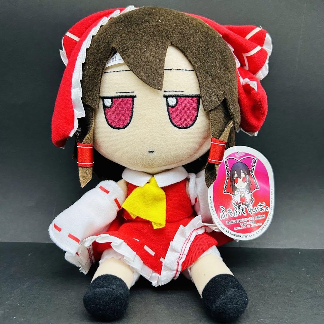 Amazon.co.jp: 東方 博麗霊夢 ふもふもれいむ。 マスコット : おもちゃ