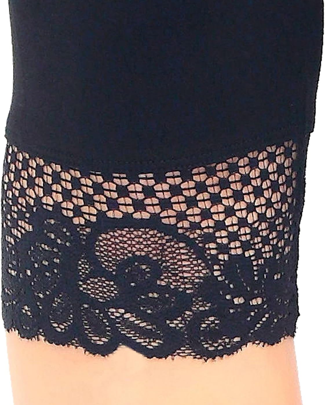 Liang Rou Women's Ultra Thin Stretch Cropped Leggings Lace Trim 2-Pack | Breathable material