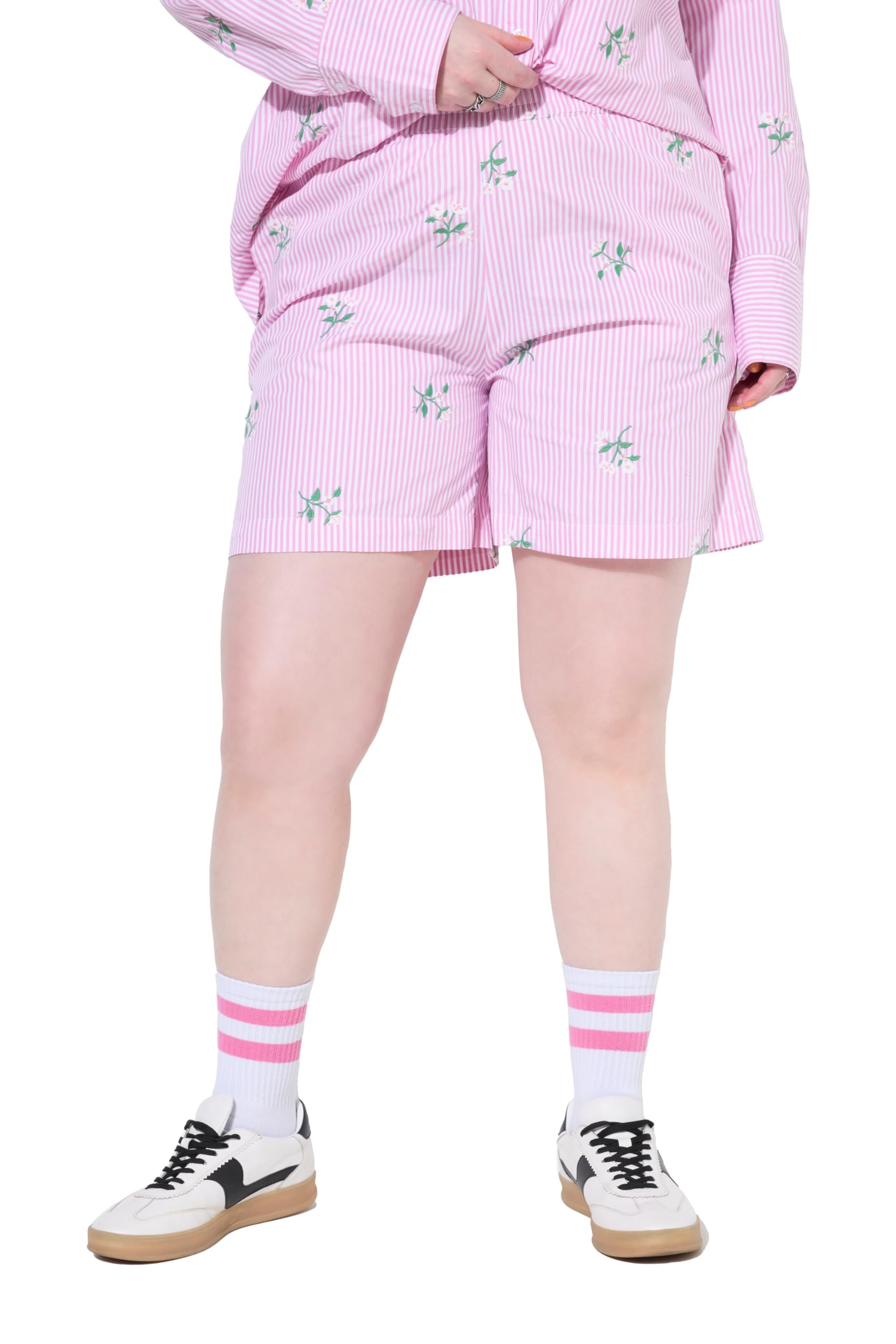 Studio Untold Damen große Größen Übergrößen Plus Size Shorts, Wide Legs, Streifen, Flower-Stickerei 841669