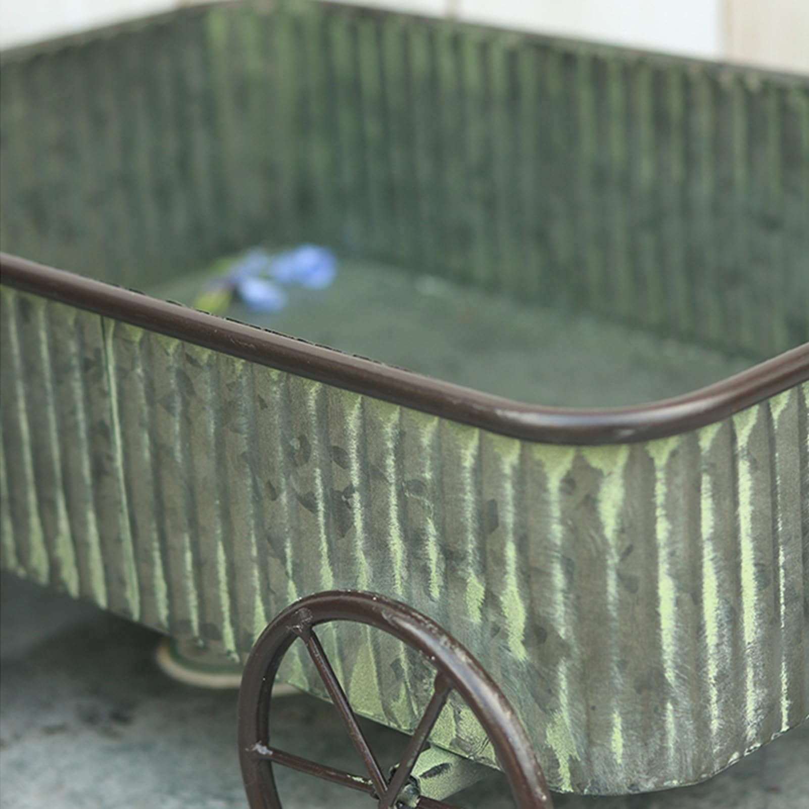 Taczka Ogrodowa, Wózek Z 4 Kołami, Metalowa Taczka, Design Retro, Nośność 15 Kg, Wózek Transportowy, Do Trawnika, Podwórza, Gospodarstwa Rolnego, Ogrodnictwa, Sadzenia