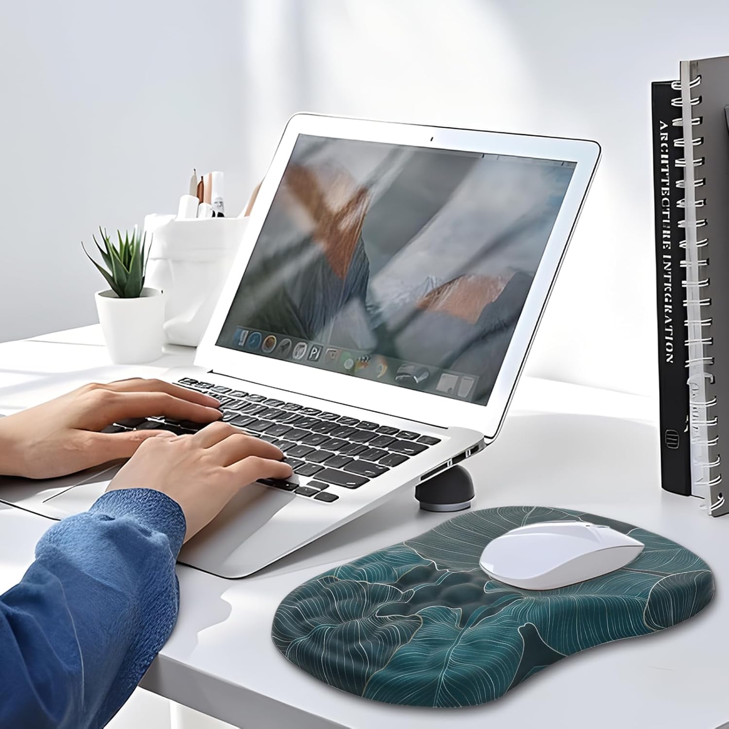 Mouse Pad Wrist Support, Ergonomic Mouse Pad with Wrist Rest, Comfortable Computer Mouse Pad for Laptop, Pain Relief Mousepad with Non-Slip PU Base Banana Leaf Green