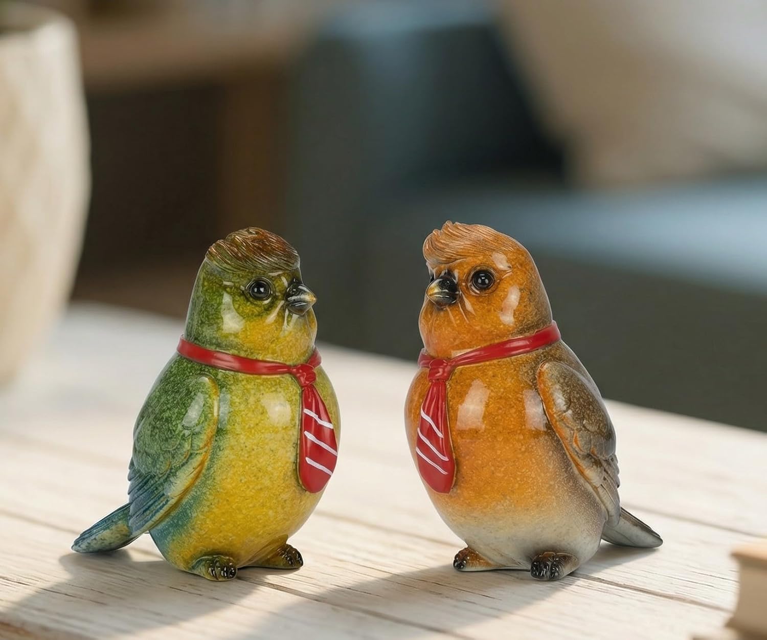 VVGIFTS Decorative Bird Figurines, Set of 2 Resin Sculptures, Two Colors and with Red Scarves for Home Table and Office Decor，Decorative Birds Gifts for Bird Lovers