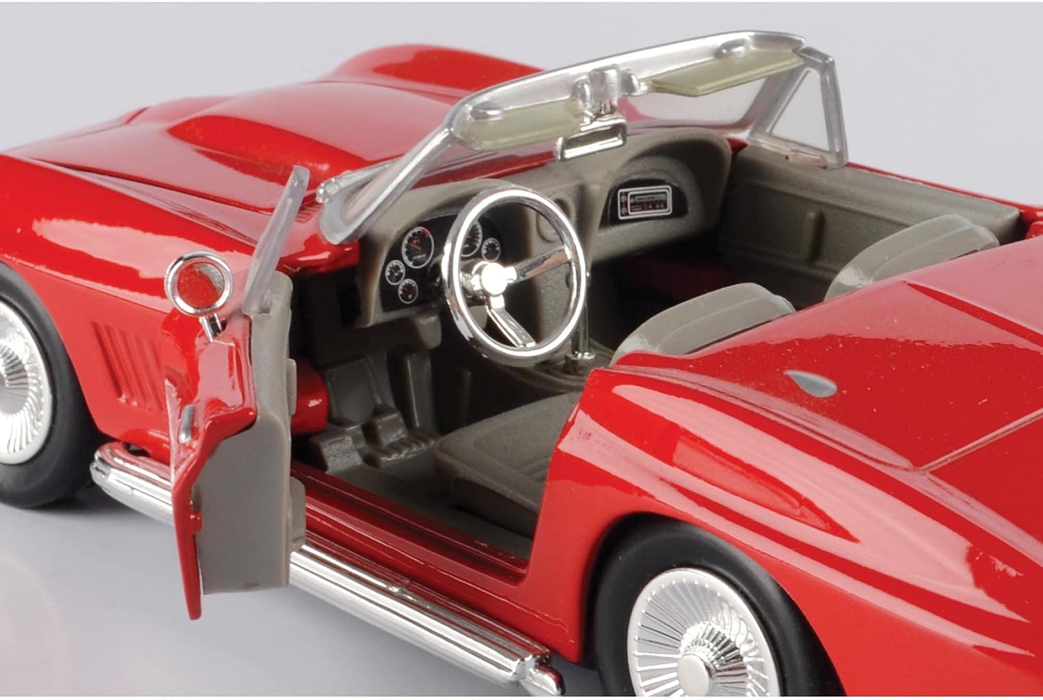 1967 Chevy Corvette, Red - Motormax 73224-1/24 Scale Diecast Model Toy Car