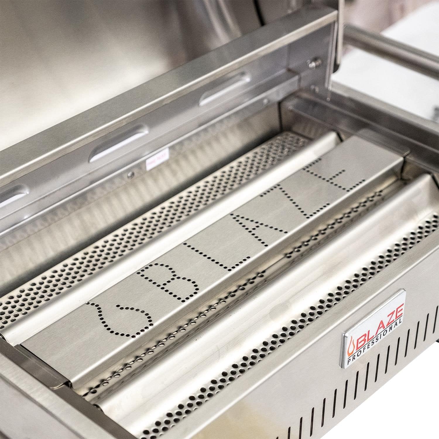 Blaze Portable Stainless Steel Smoker Box - BLZ-PROPRT-SMBX : Patio, Lawn & Garden