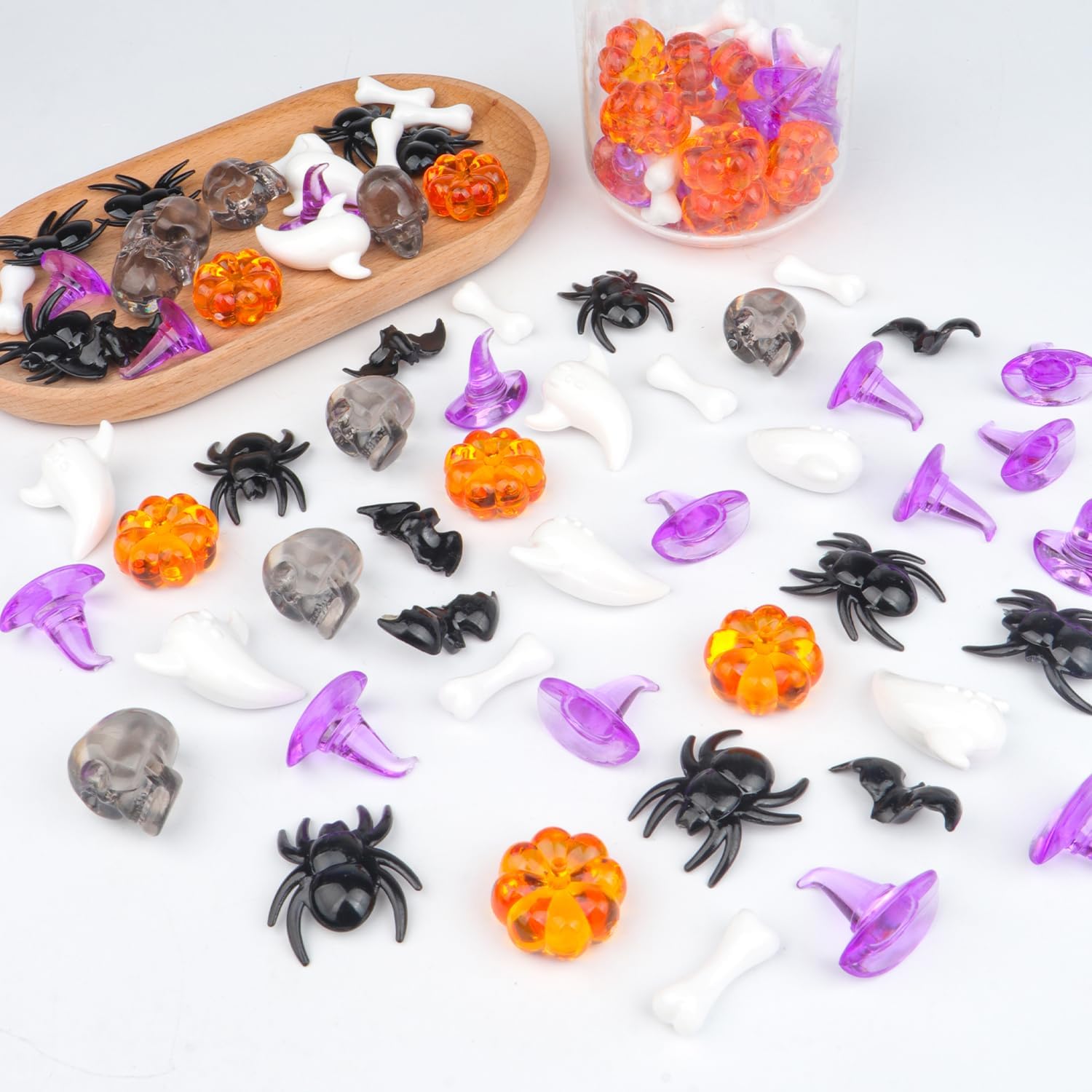 Jangostor 160 PCS Halloween Acrylic Spider Mini Pumpkins Bat Ghost Skull Hat Acrylic Sensory, Halloween Vase Filler Gems for DIY Crafts, Home, Halloween Table Decoration