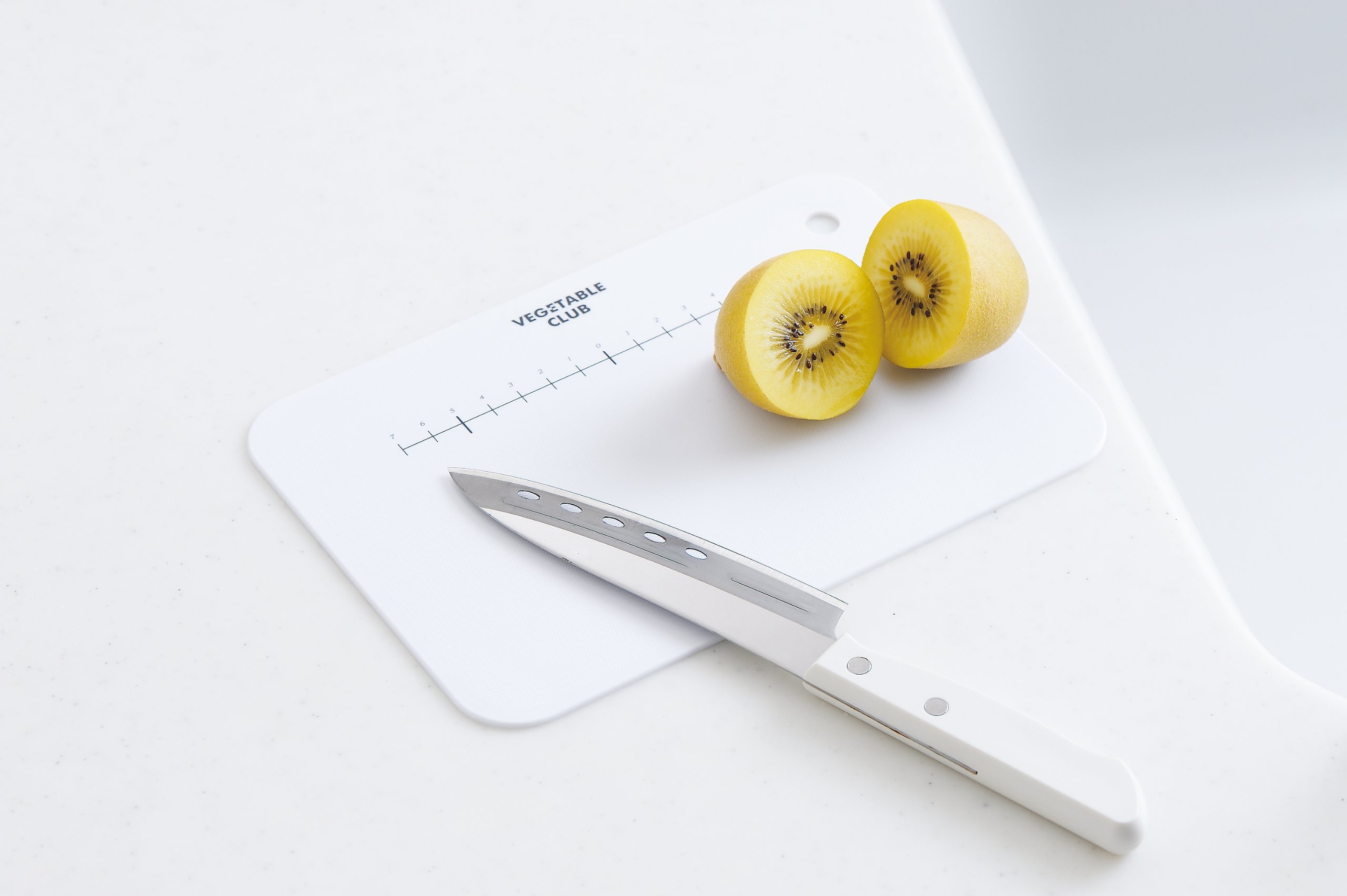 Amazon｜VEGETABLE CLUB カッティングボード XS ピンク VC-C54｜まな板