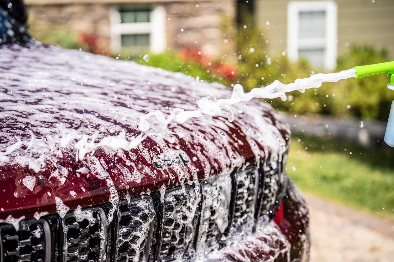 SOCAR Wash N Wax Car Wash Soap - pH Neutral, Carnauba Wax, 4 Gal., Model# SCO-WNW-4 - Image 2