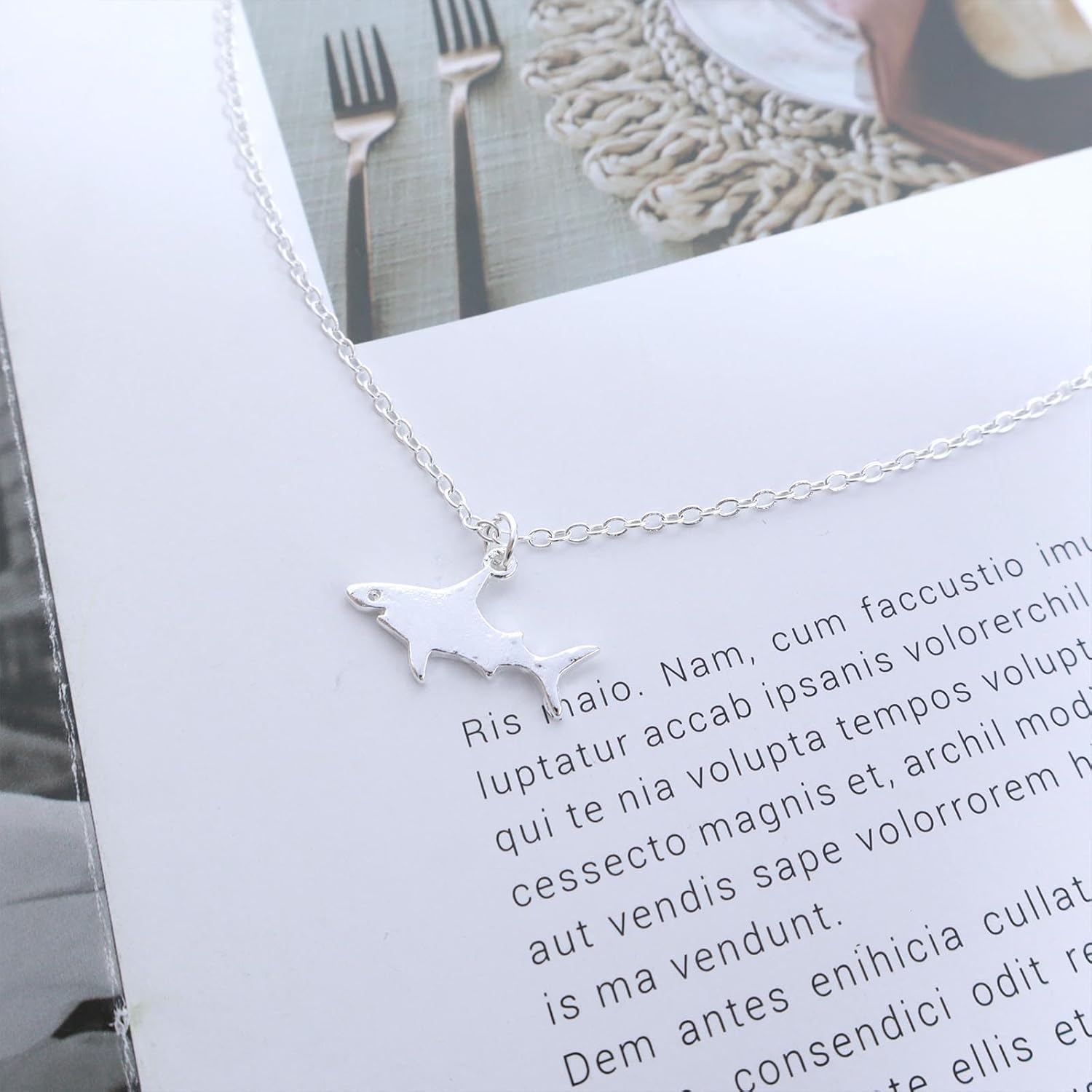 W WEILIRIAN Boho Shark Pendant Necklace Silver Shark Necklace Chain Minimal Fish Necklace Jewelry for Women and Girls Gifts - Image 5