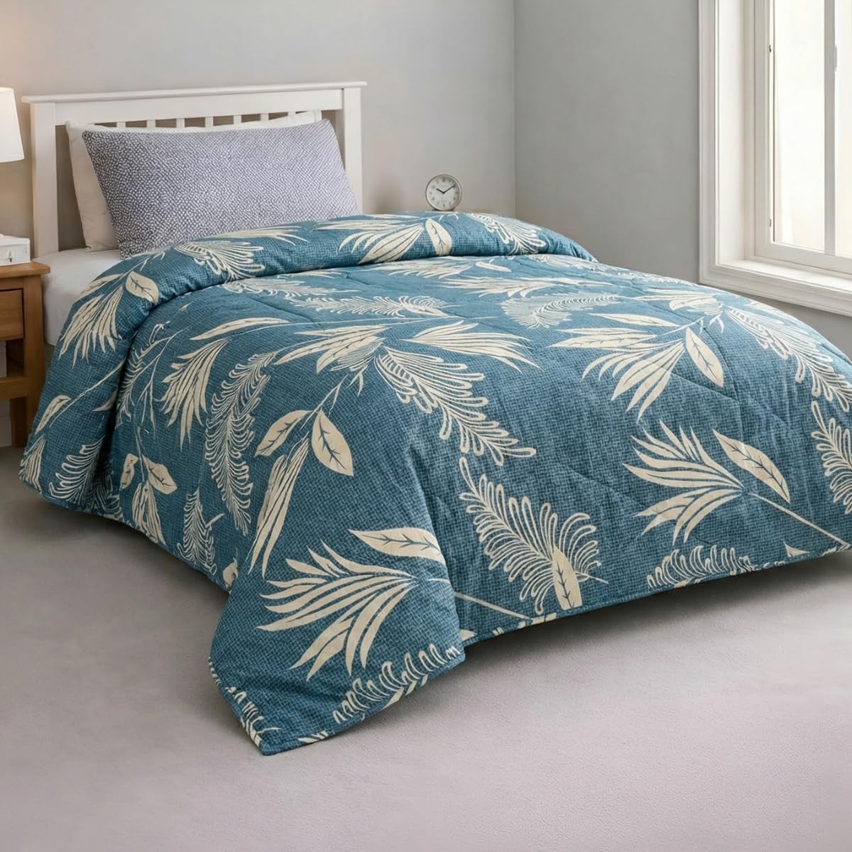 Mafatlal Ultrasonic Single Reversible AC Comforter | 120 GSM Microfiber Summer Quilt | Twin Bed | 90 x 60 Inches | Estate Blue